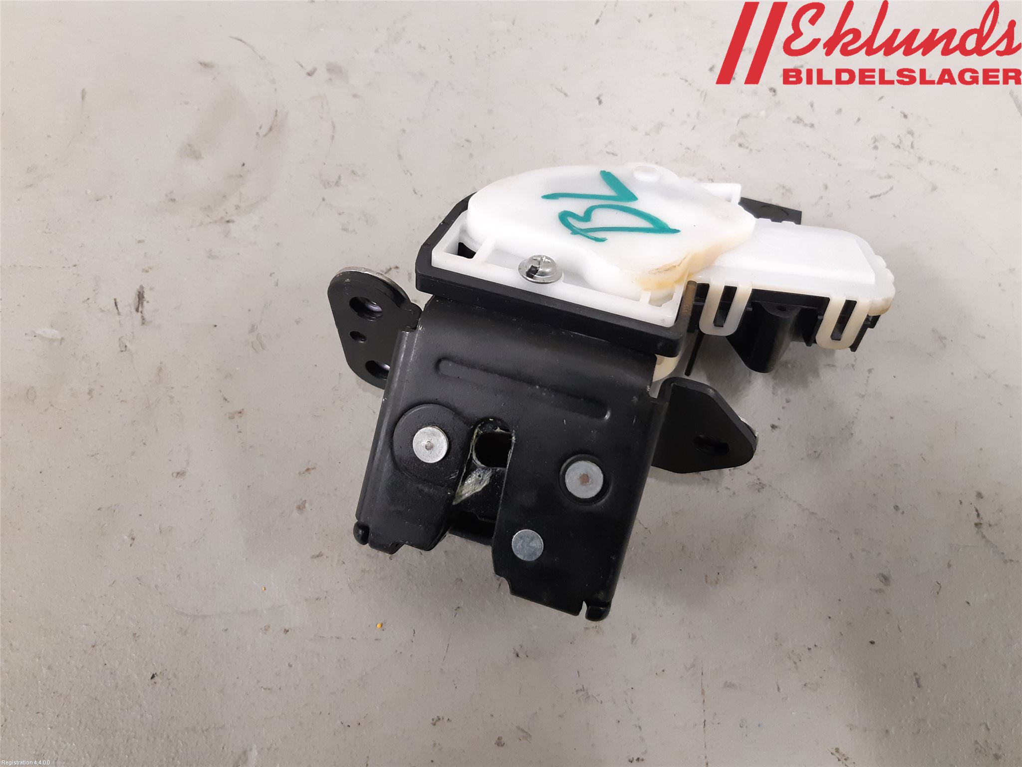 Mazda 3 III 14-19 Låskista Baklucka