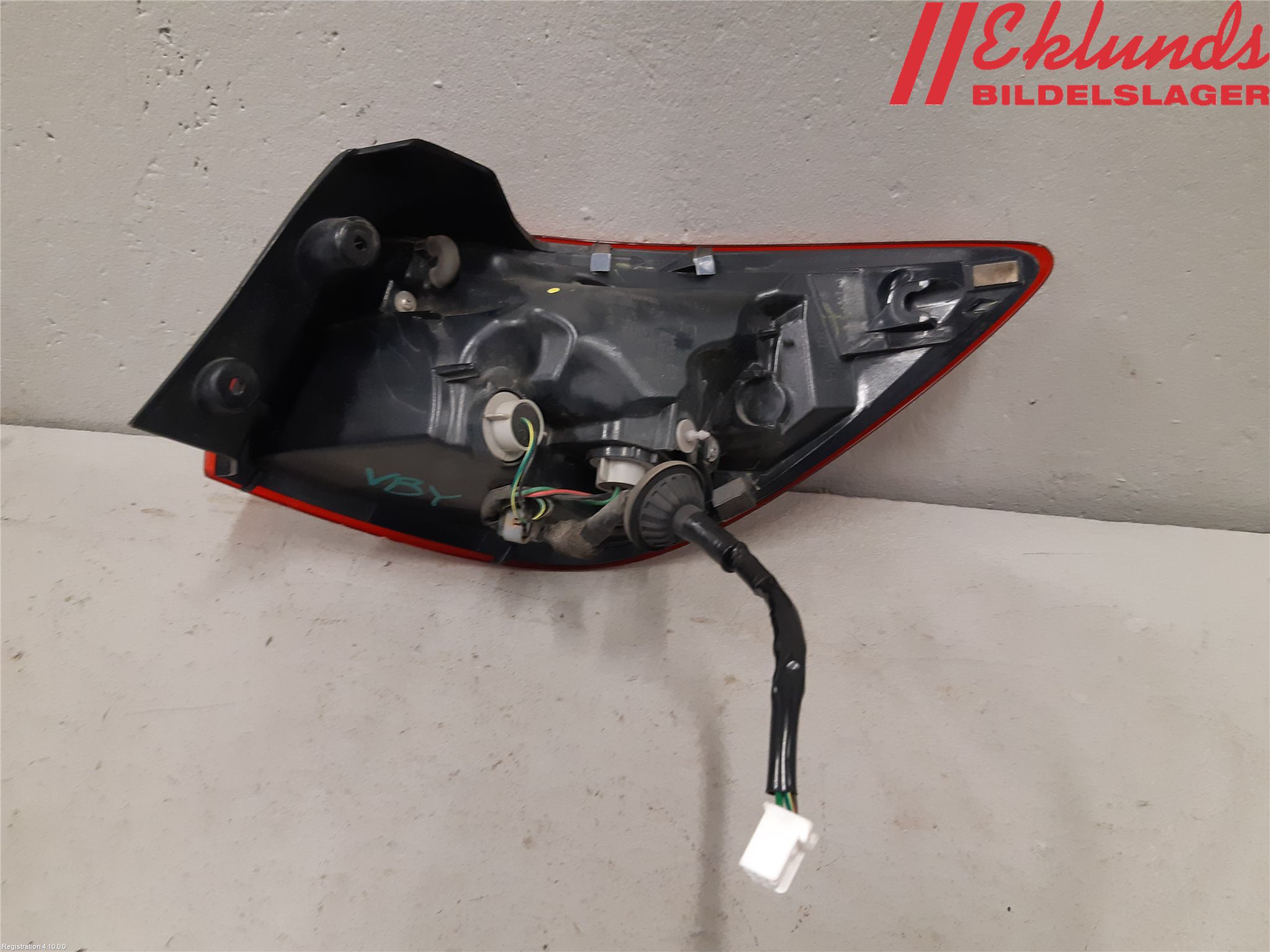 Mazda 2 (DJ) 15-22 Bakljus Vänster