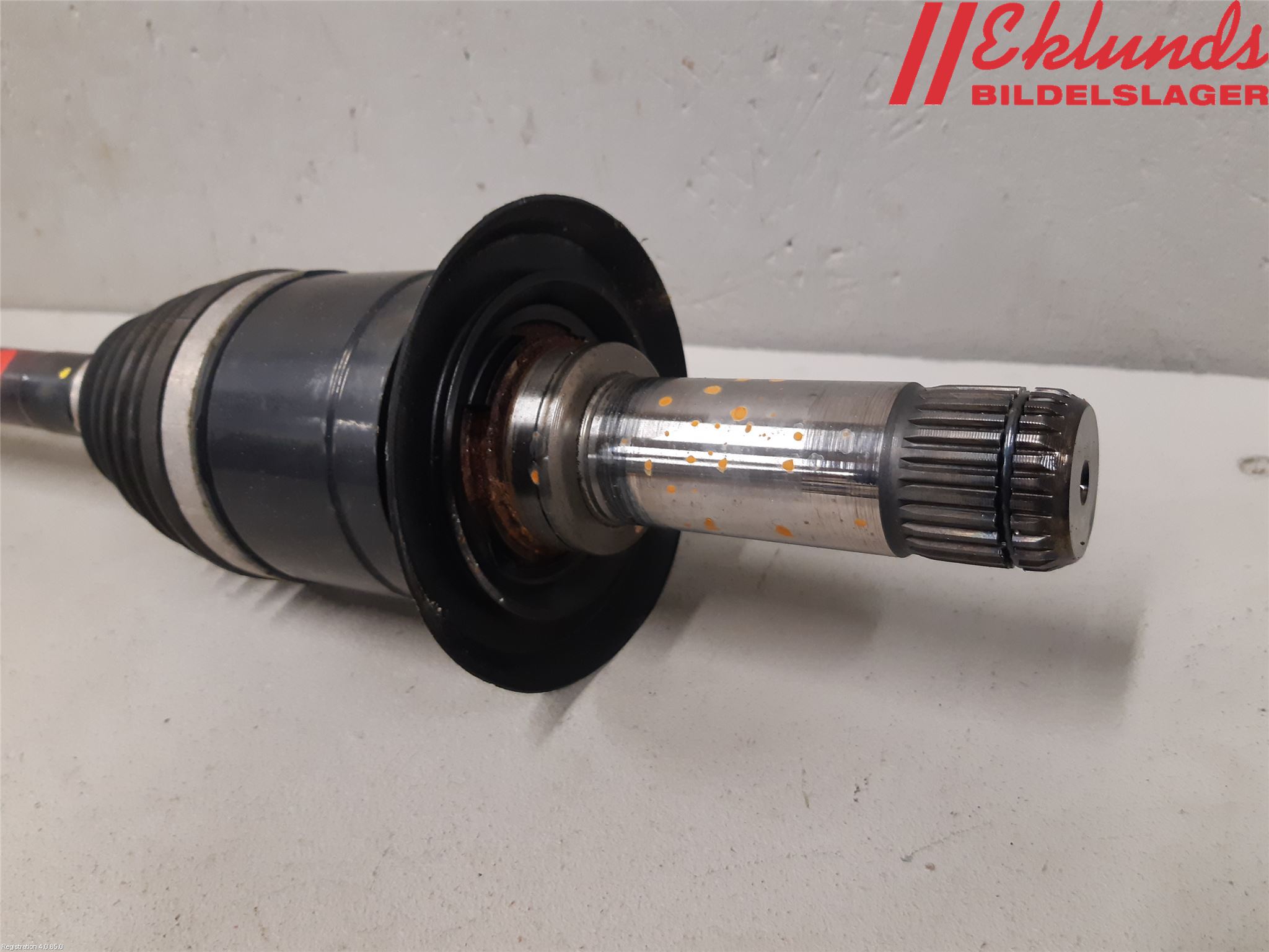 BMW X1 F48 15-22 Drivaxel Bak Vä-Hö