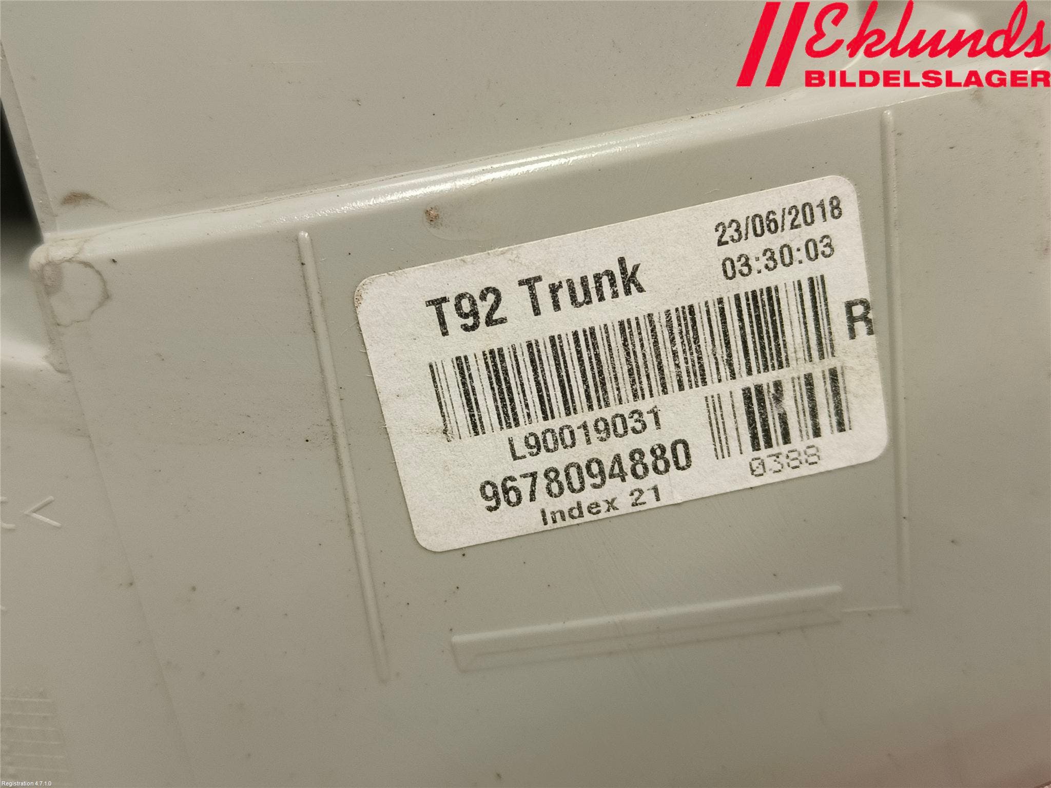 Peugeot 308 14-21 Bakljus Lucka Hö