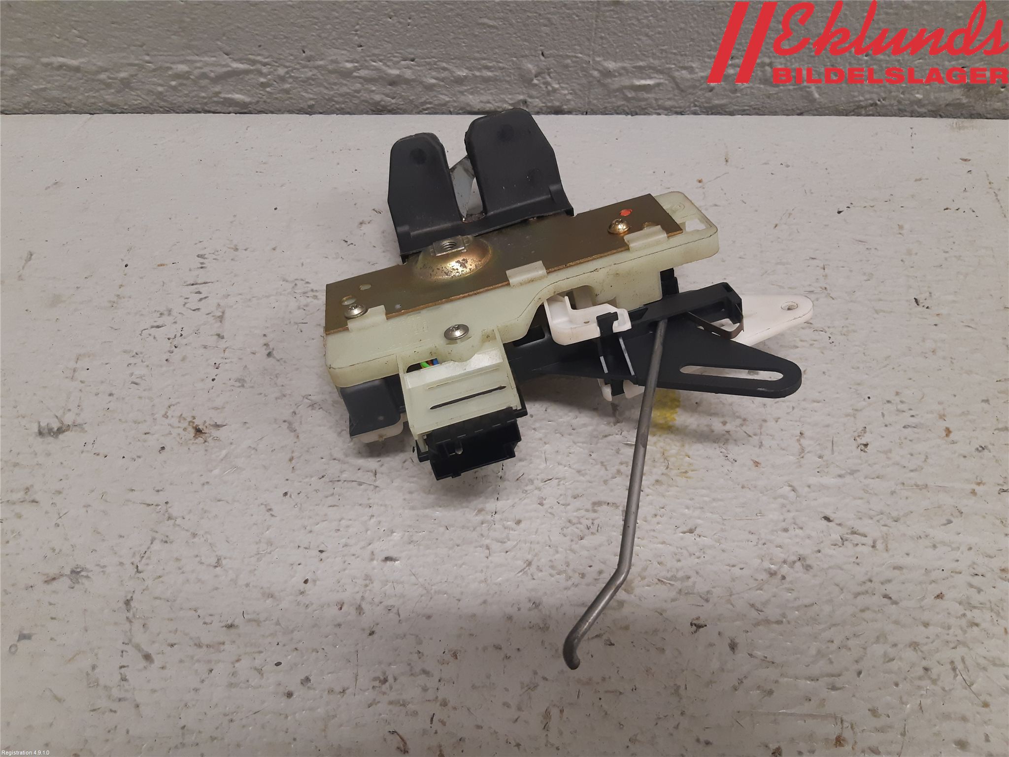 Volvo V70 00-04 Låskista Baklucka