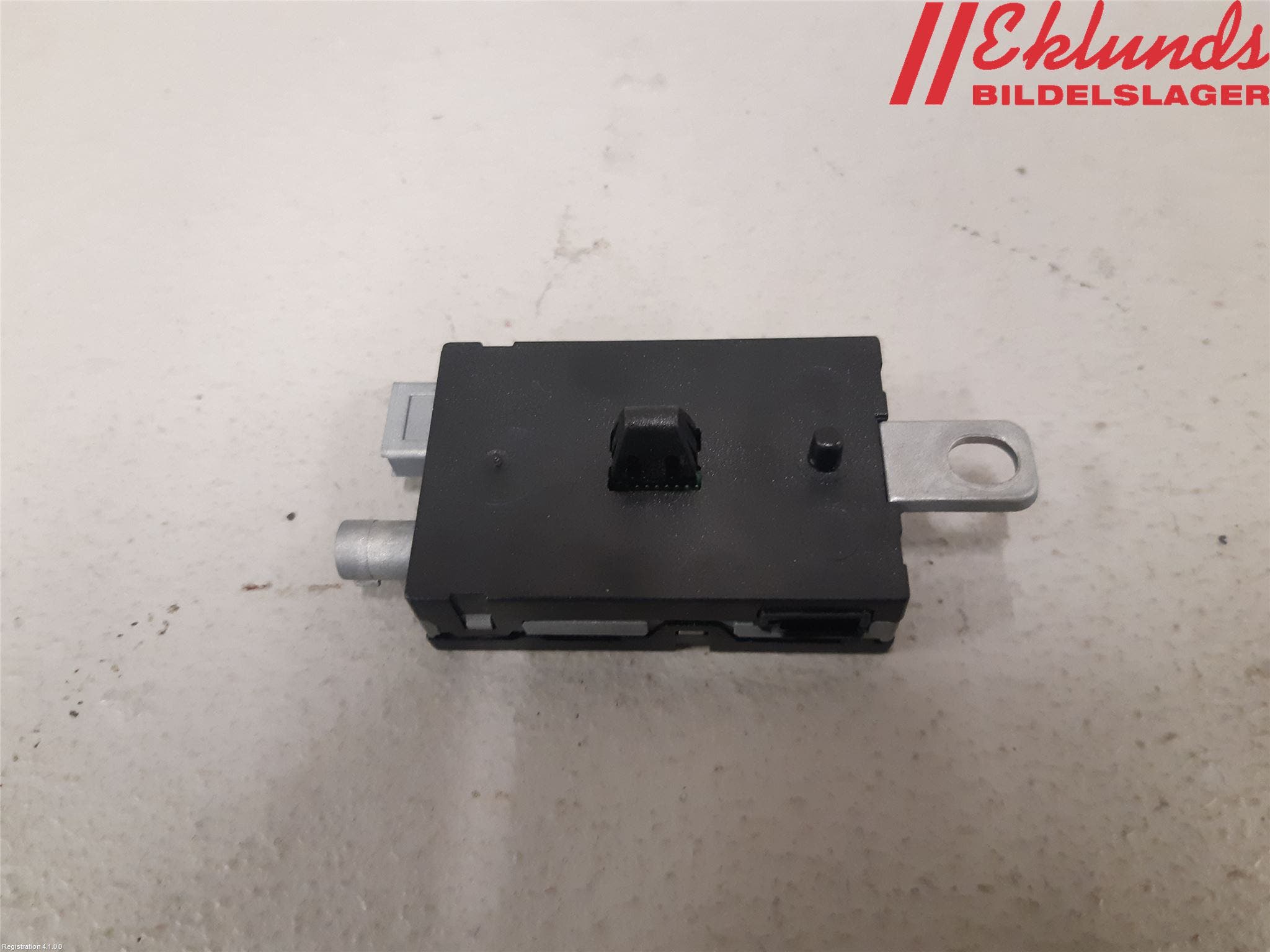 Volvo V40 12-19 Antennförstärkare