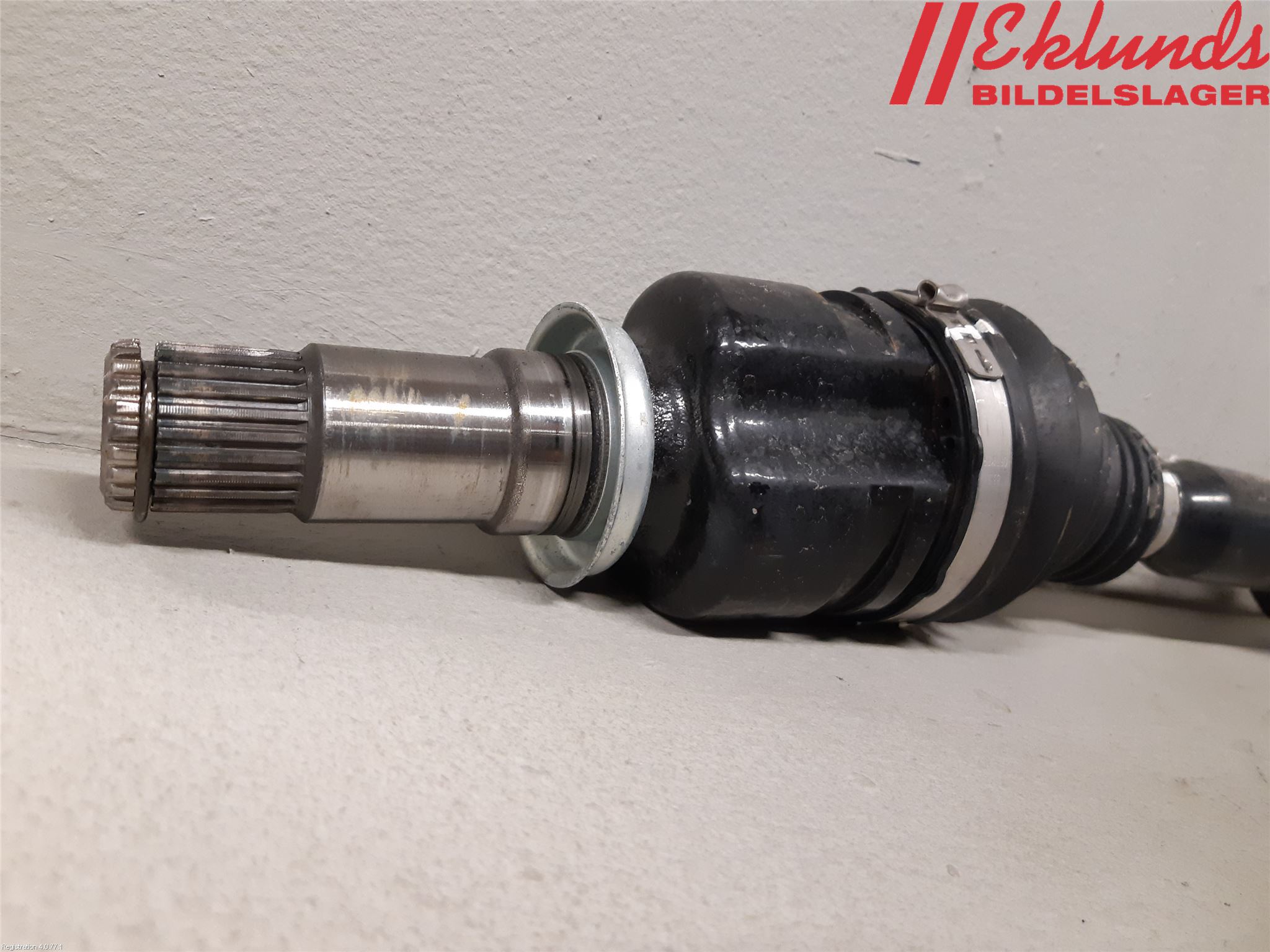 Toyota COROLLA 19- Drivaxel Fram Höger