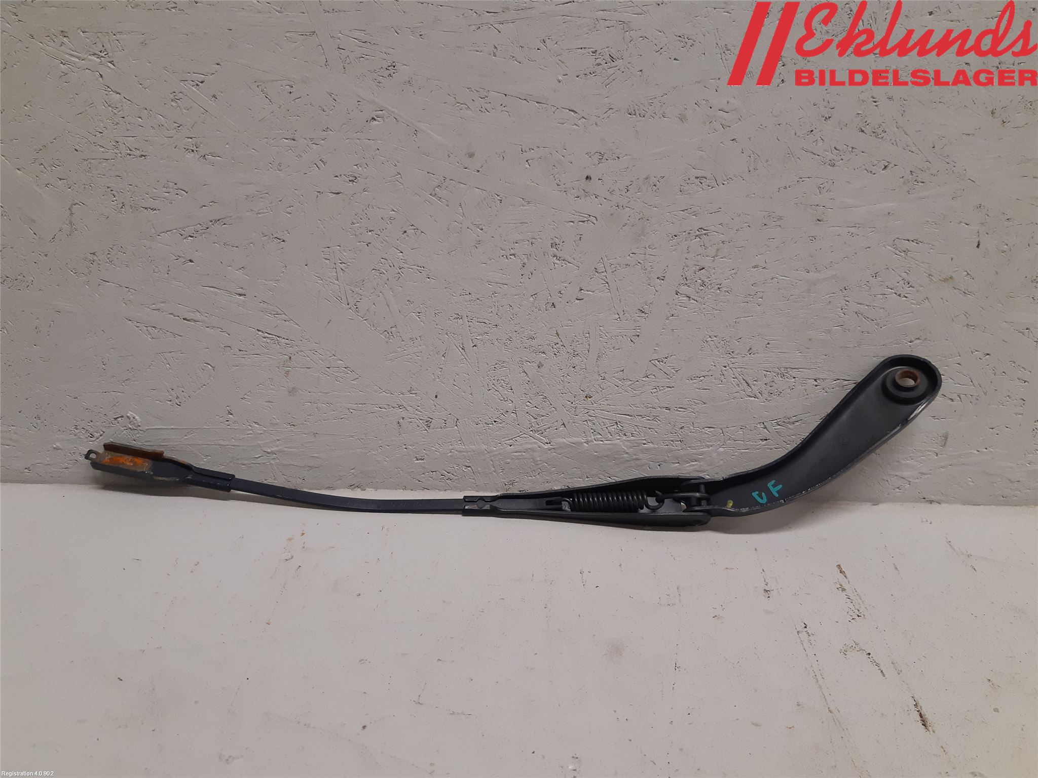 BMW 3 F30/F31/F80 12-19 Torkararm Armar Vindruta