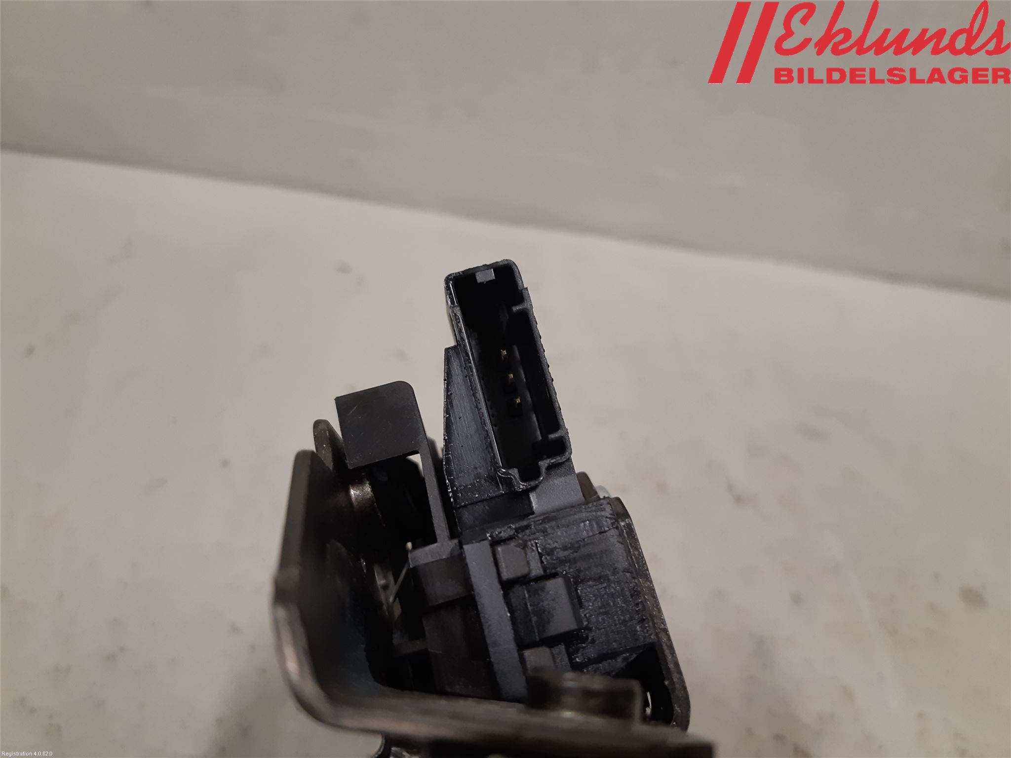 Opel ASTRA K 16-22 Låskista Baklucka