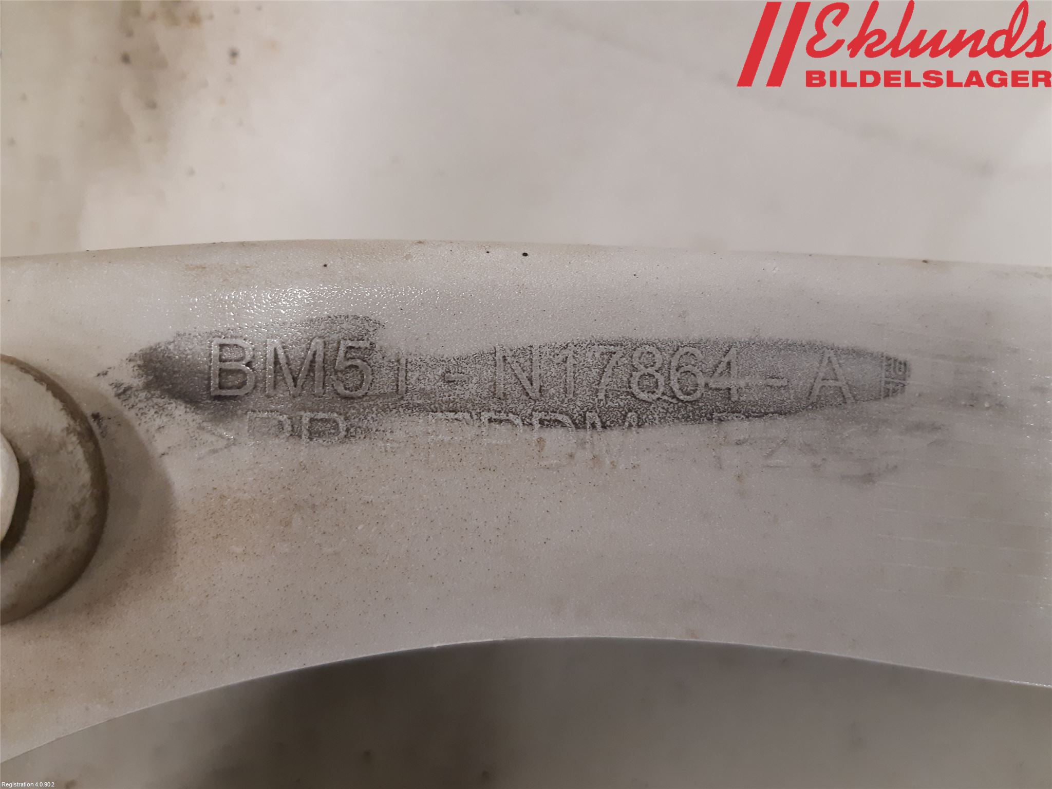 Ford FOCUS 11-14 Stötfångardel Bak Hö