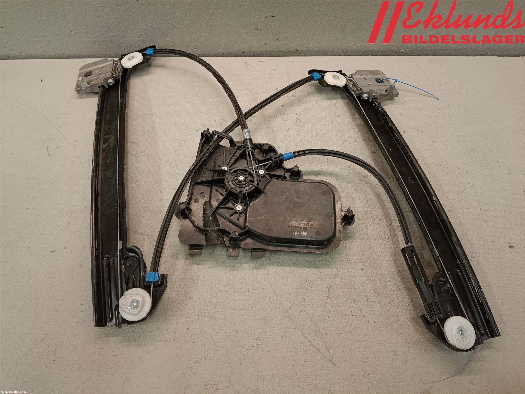 Tesla MODEL 3 17- Fönsterhiss El Kompl