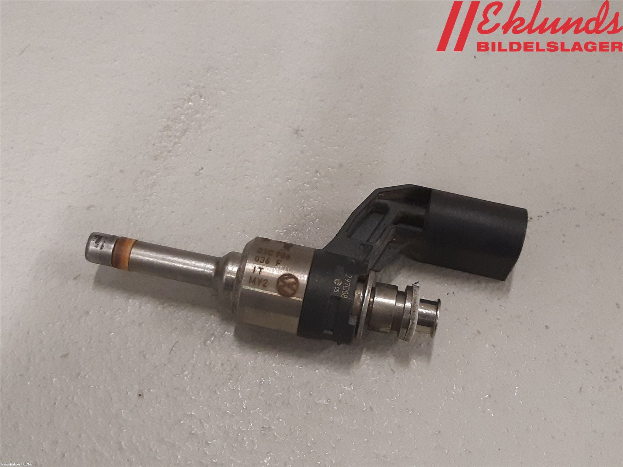 Volkswagen VW GOLF VI 09-13 Injspridare