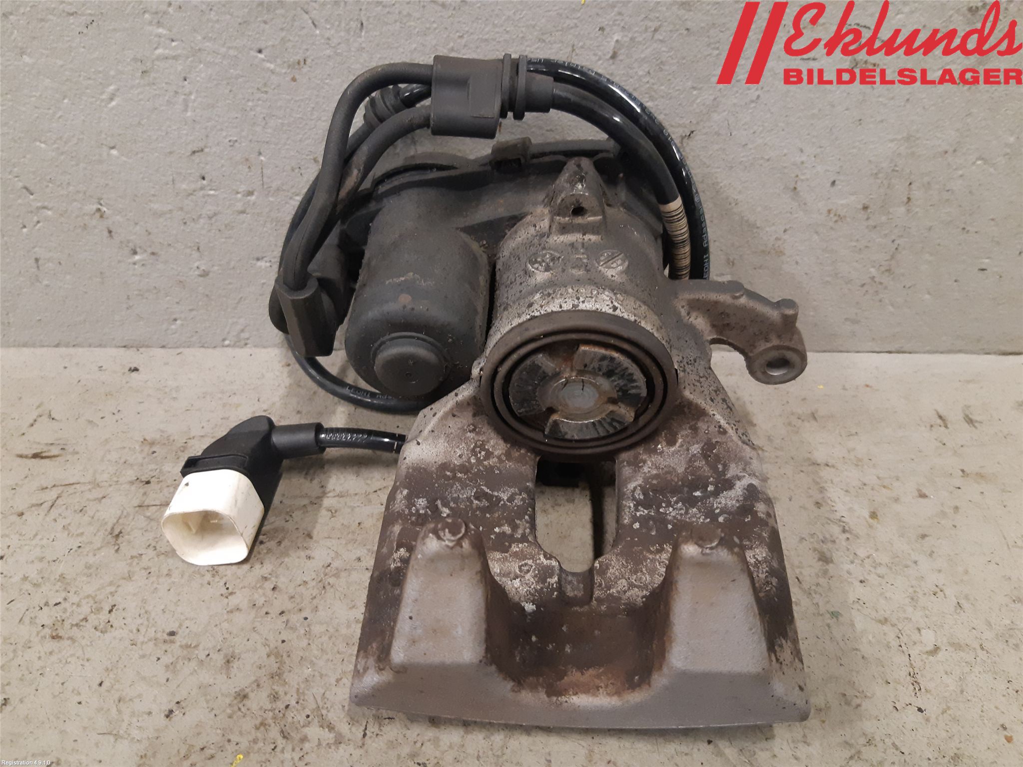 Mercedes-Benz MB E-KLASS (W213) 16-23 Bromsok Bak Höger