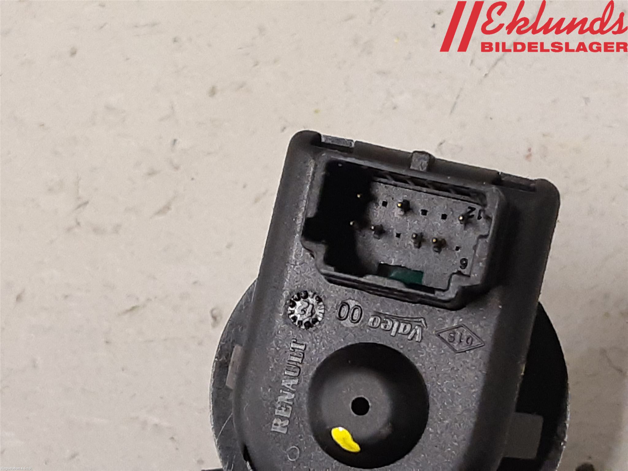 Renault CLIO IV 12-16 Strömställare Spegel