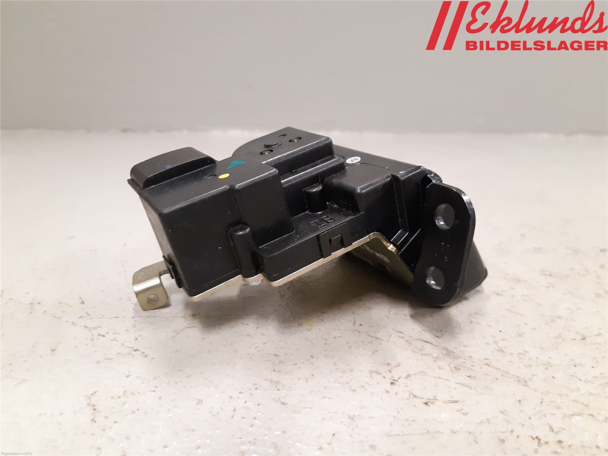 Hyundai i20 GB 15-20 Låskista Baklucka