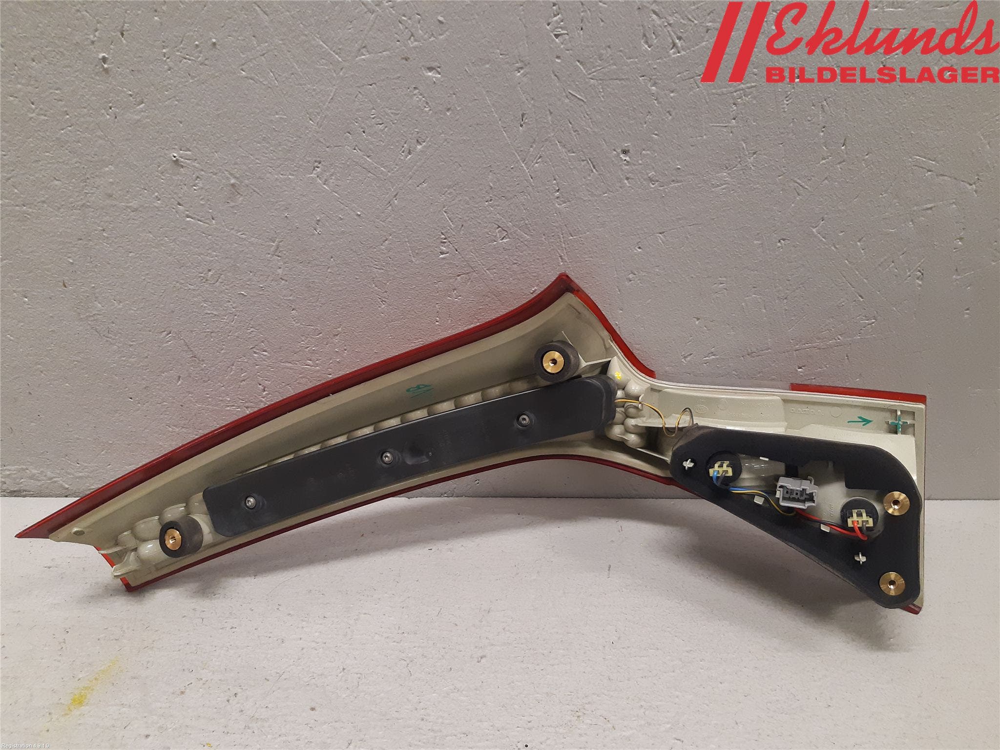 Volvo V70 08-13 Bakljus Lucka Vä