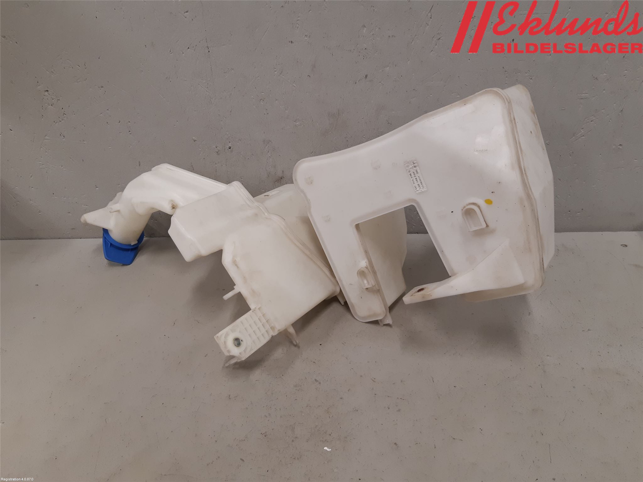 Volkswagen VW PASSAT 11-14 Spolartank Vindruta-Strål