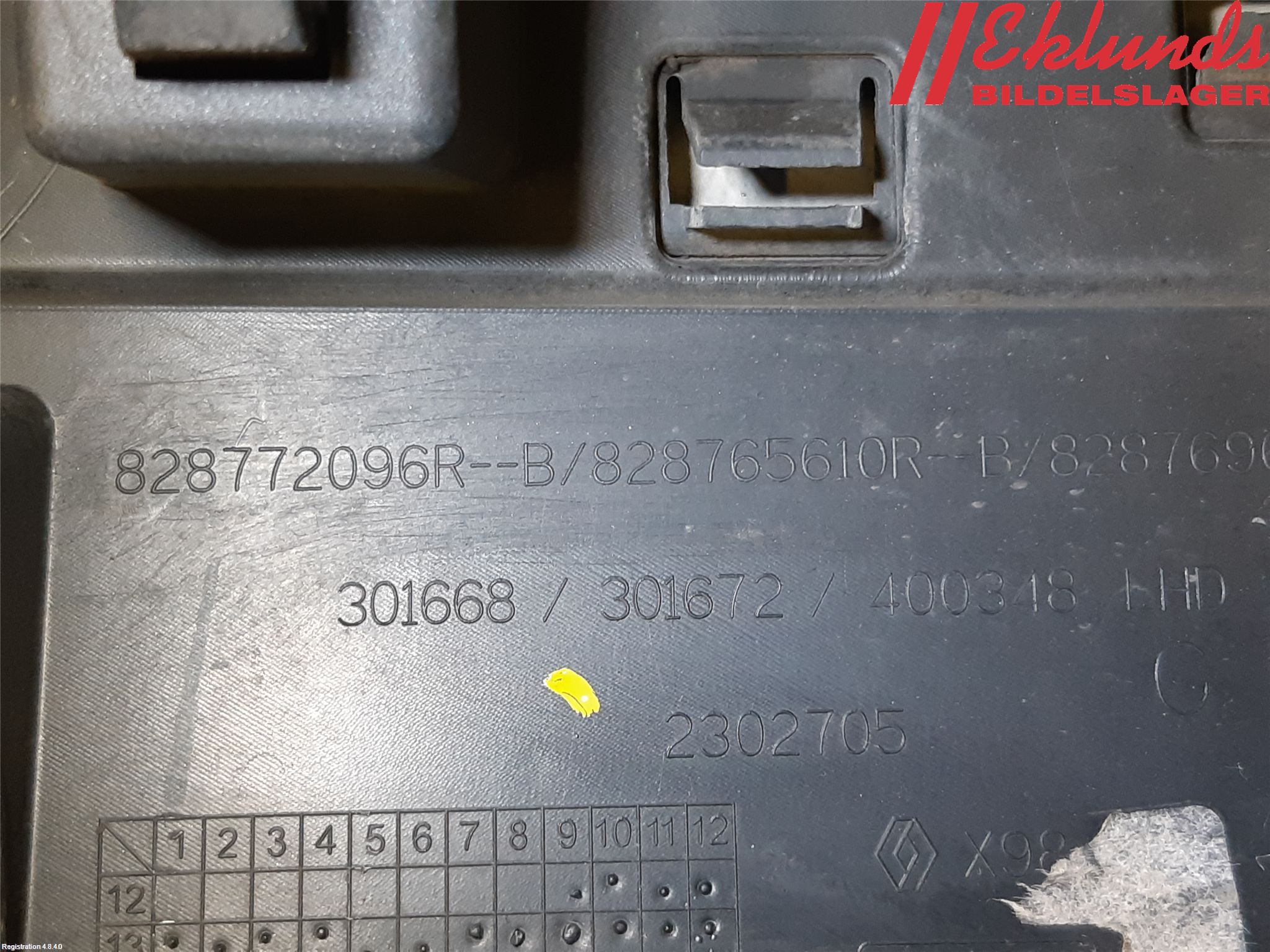 Renault CLIO IV 16-19 Dörr Dekorlist Bak Vä