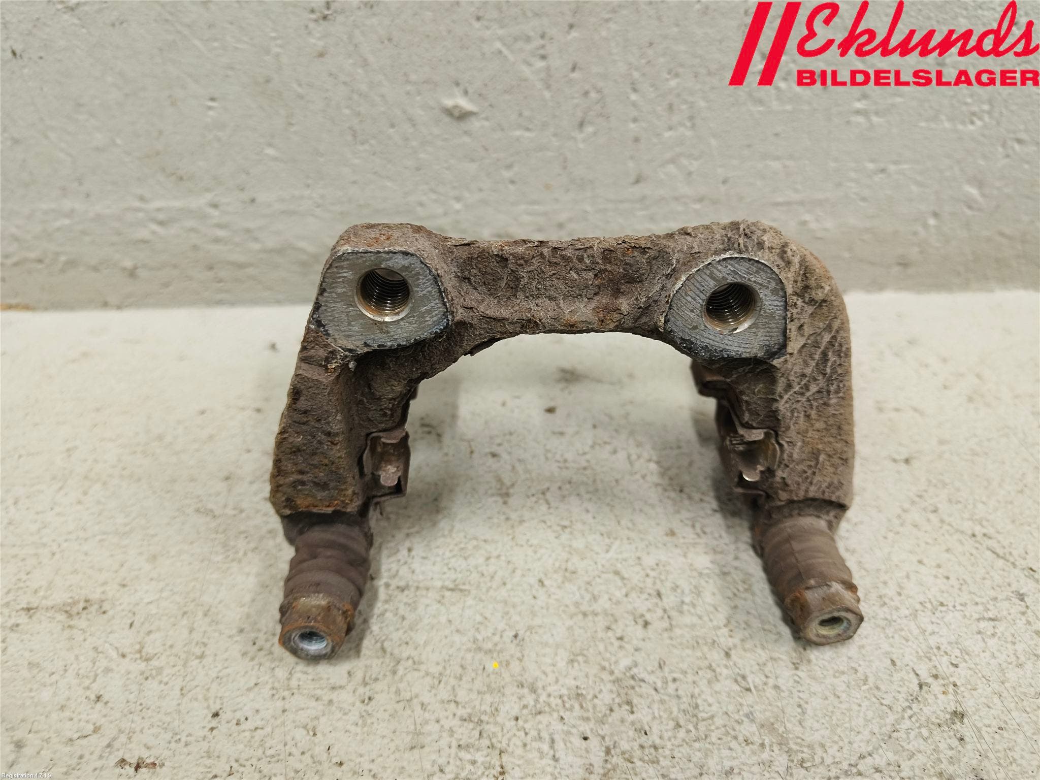 BMW 5 F10/F11/F18 09-17 Bromsokshållare