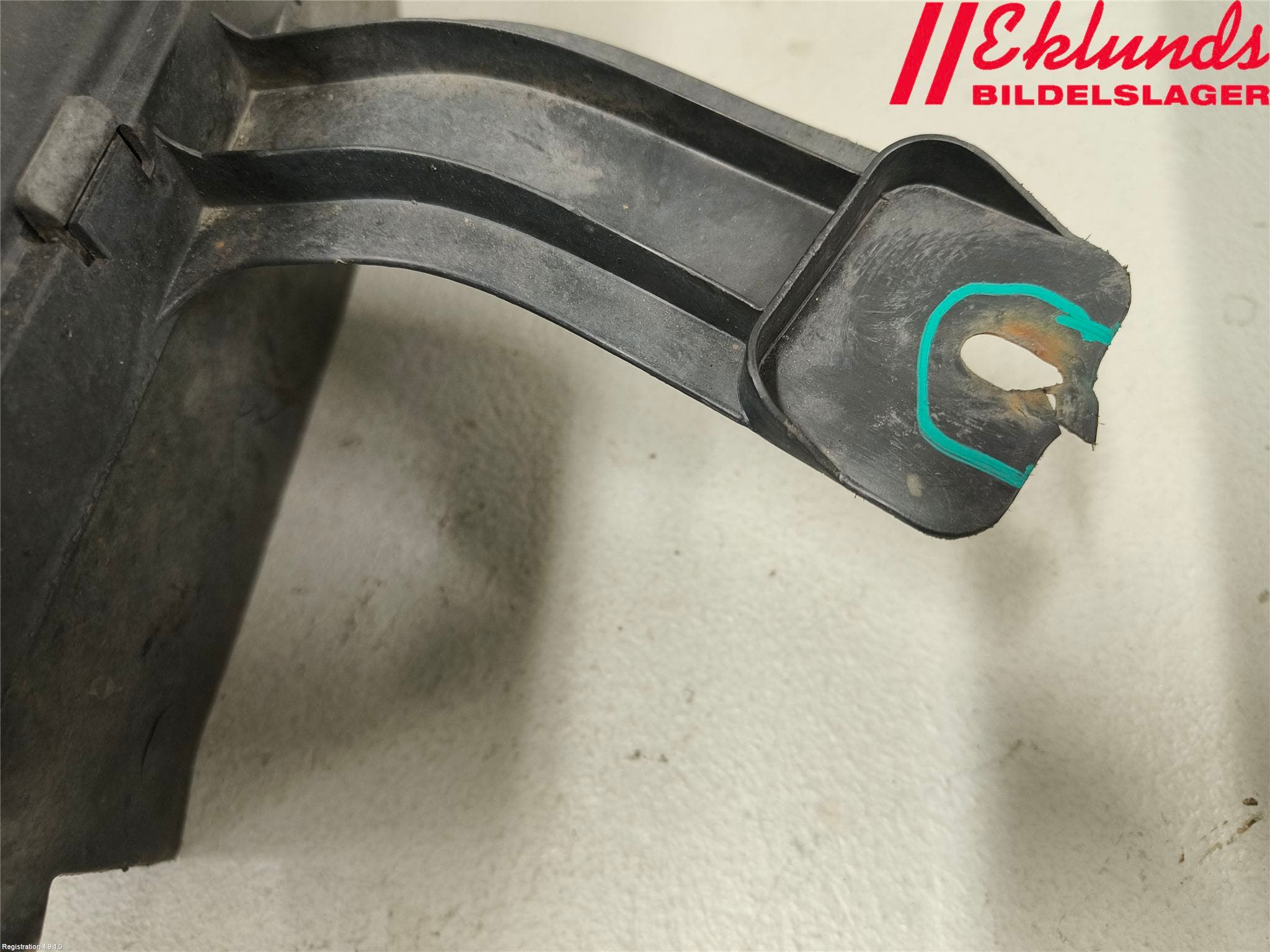 Opel ASTRA J 10-15 Skärm Inner