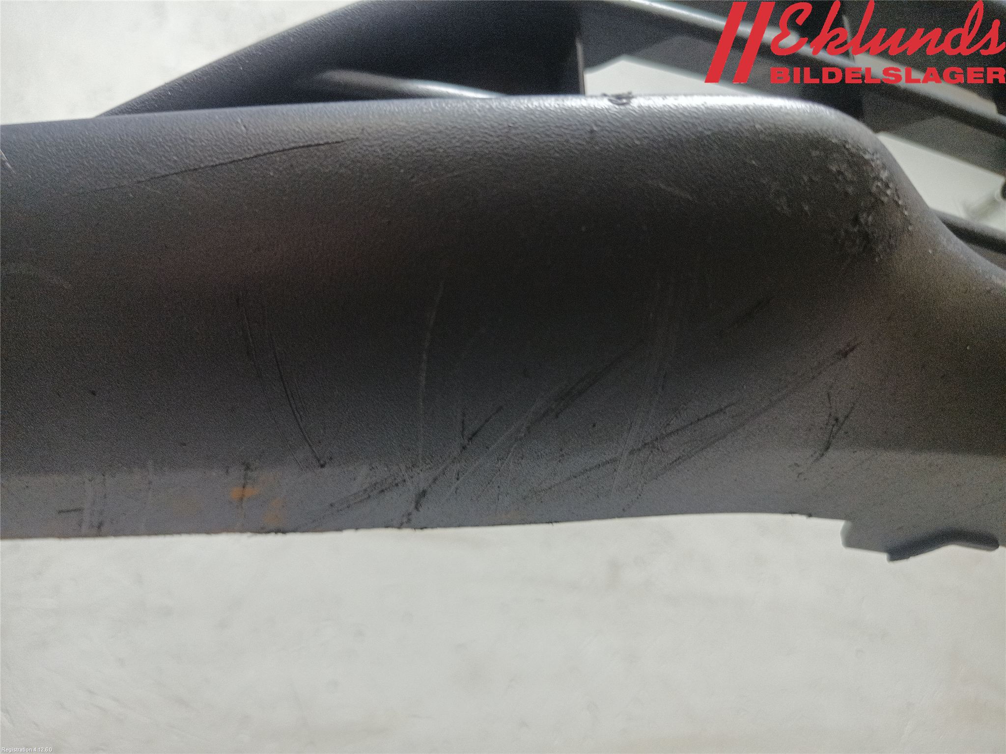 Ford FOCUS 15-18 Stötfångardel Fram Mitt