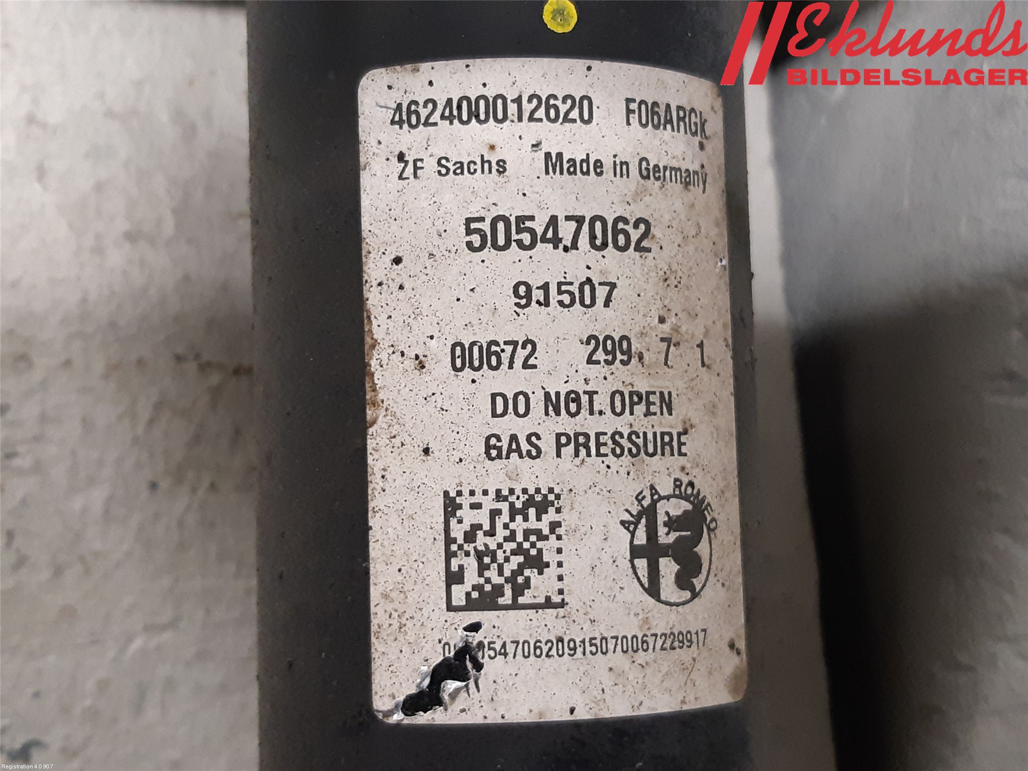 Alfa GIULIA Fjäderben Fram Höger