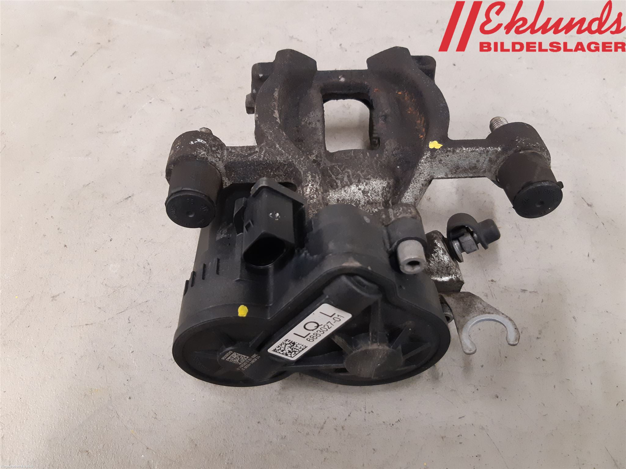 BMW X1 F48 15-22 Bromsok Bak Vänster