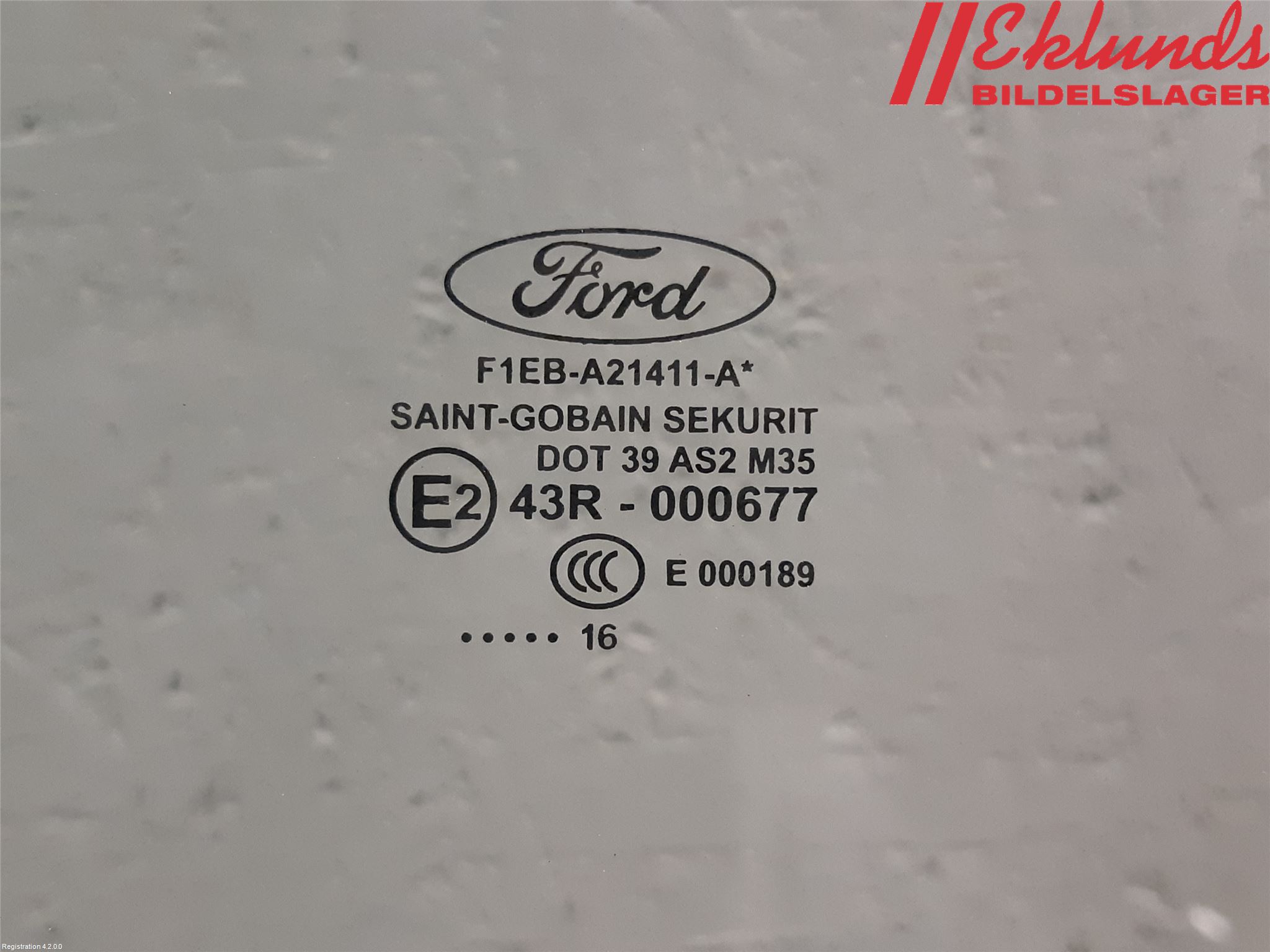 Ford FOCUS 15-18 Dörruta Fram Vänster
