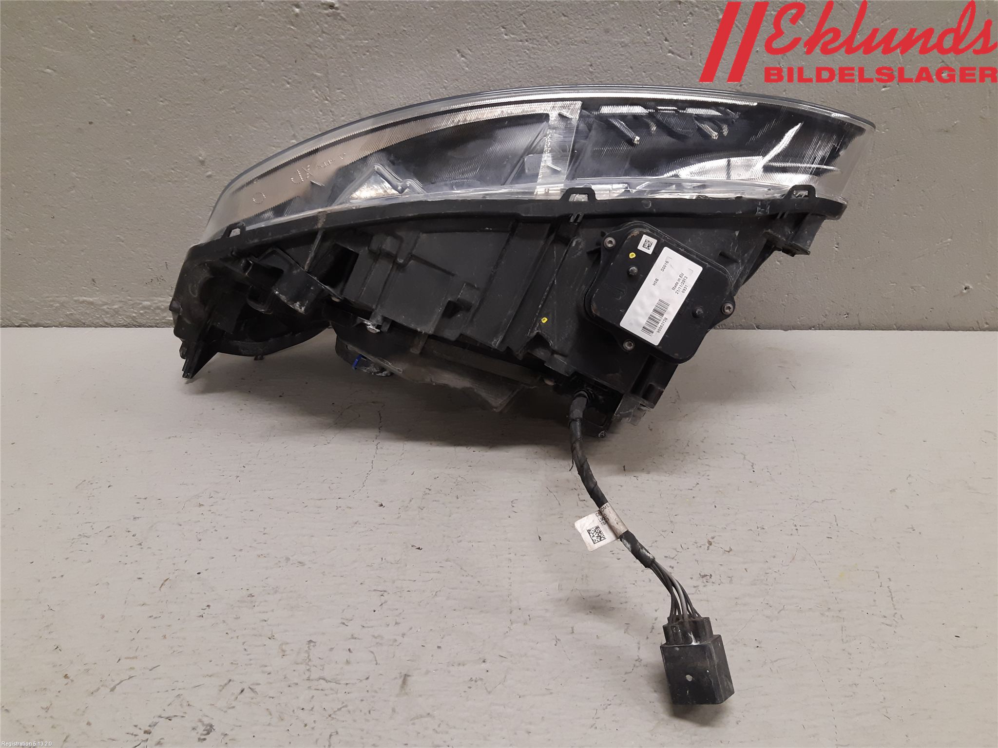 Volvo XC60 14-17 Strålkastare Höger