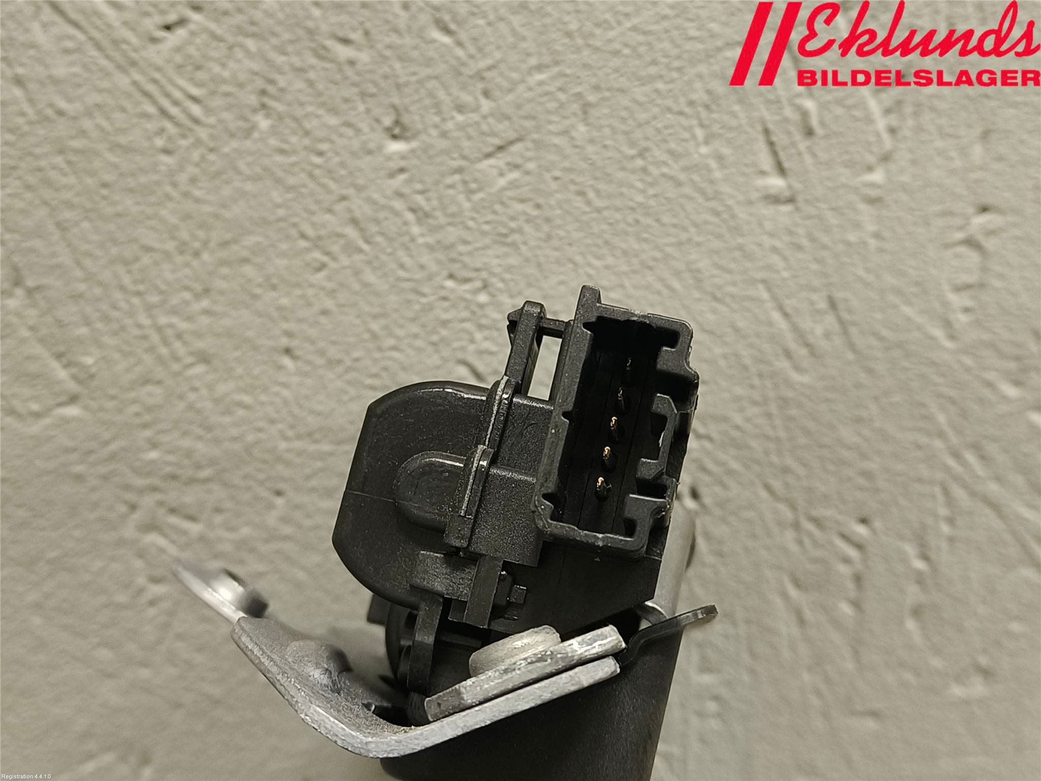 Ford FOCUS 19- Låskista Baklucka