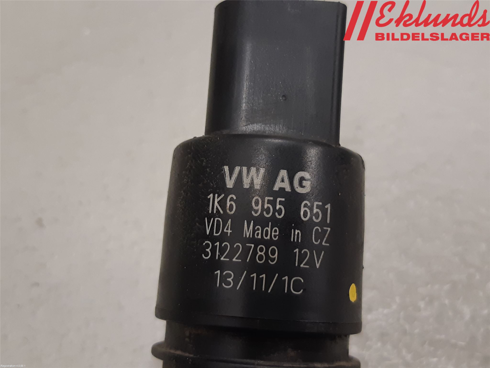 Volkswagen VW PASSAT 11-14 Spolarpump Vindruta