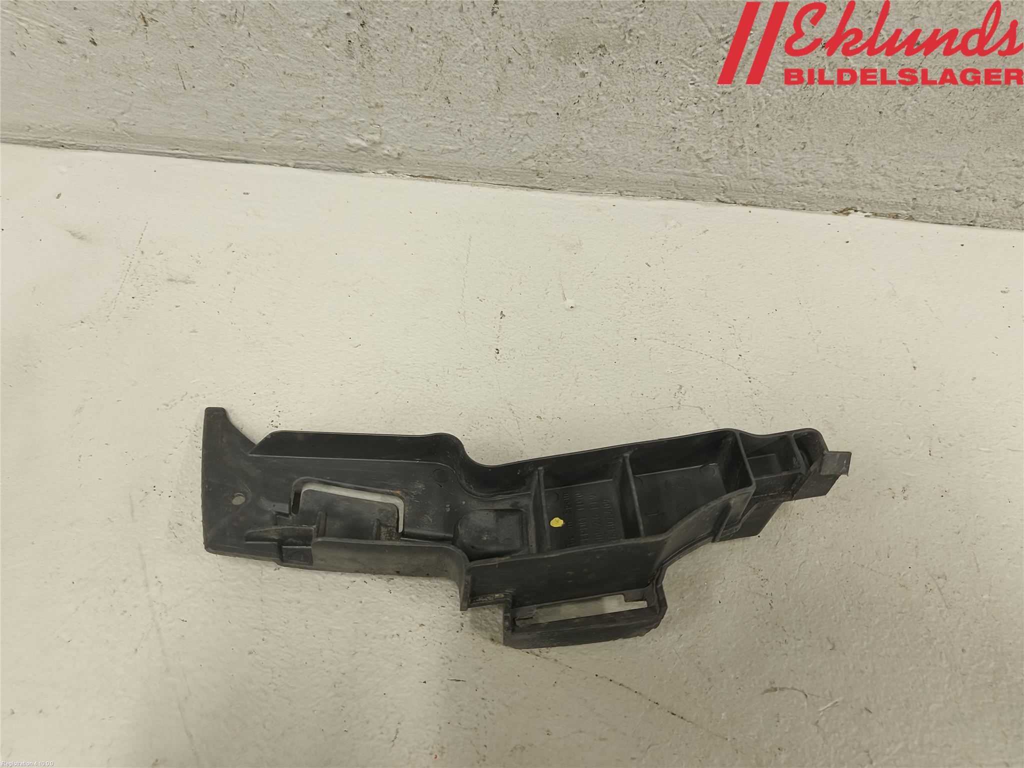Volkswagen VW POLO 10-17 Stötfångardel Bak Vä