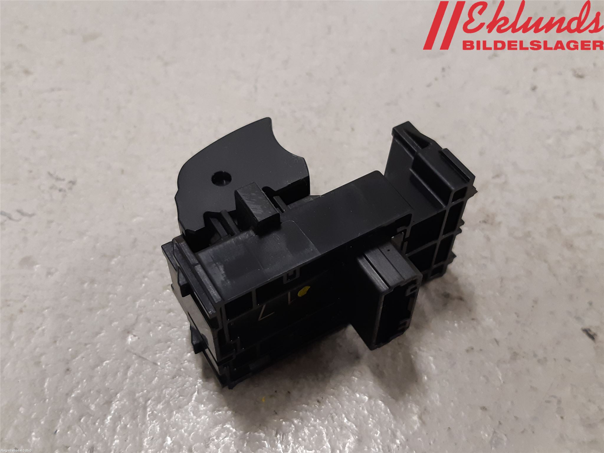 Toyota YARIS XP21 20- Strömställare Elhiss