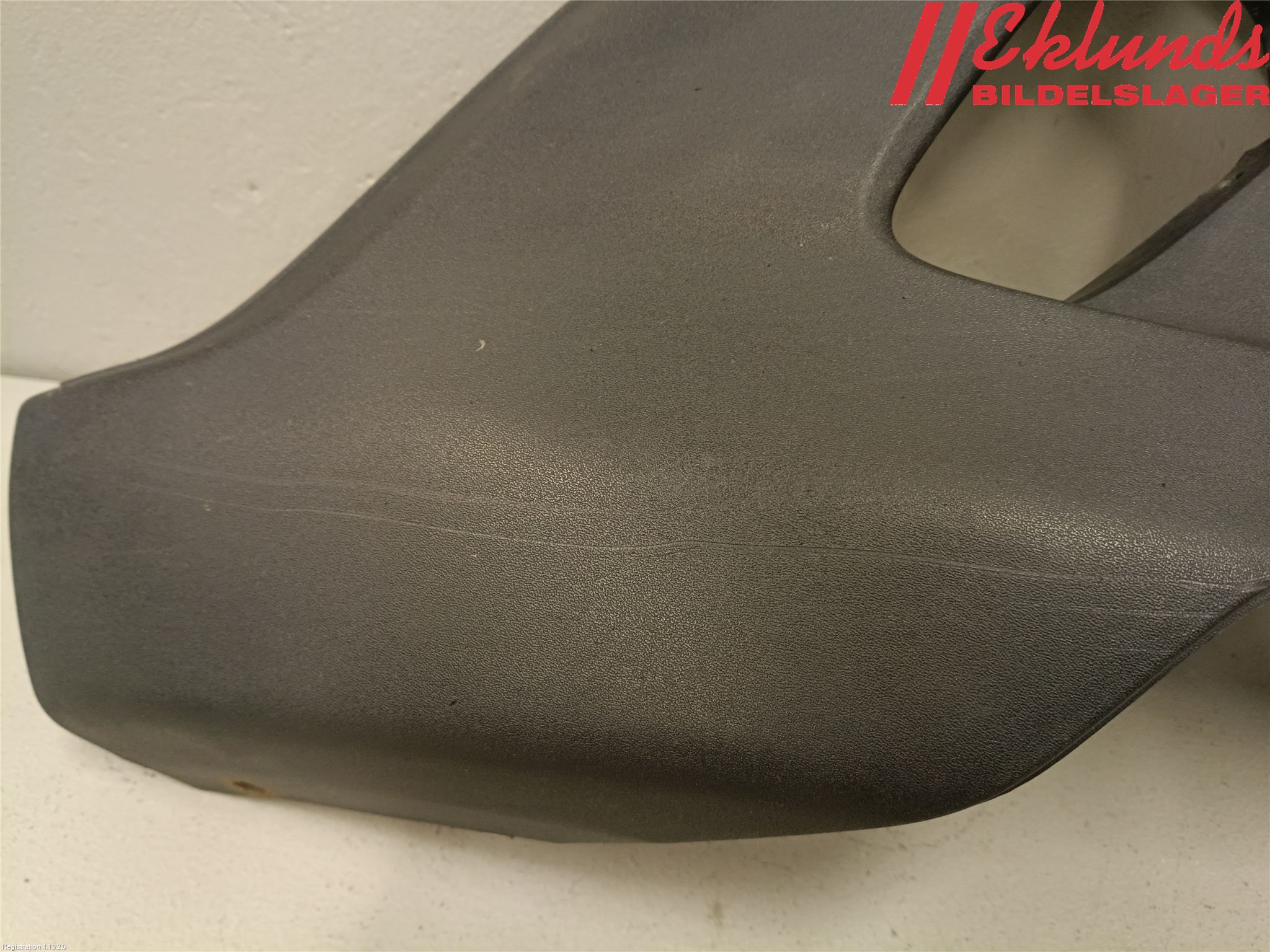 Volvo V40 12-19 Stötfångardel Fram Hö