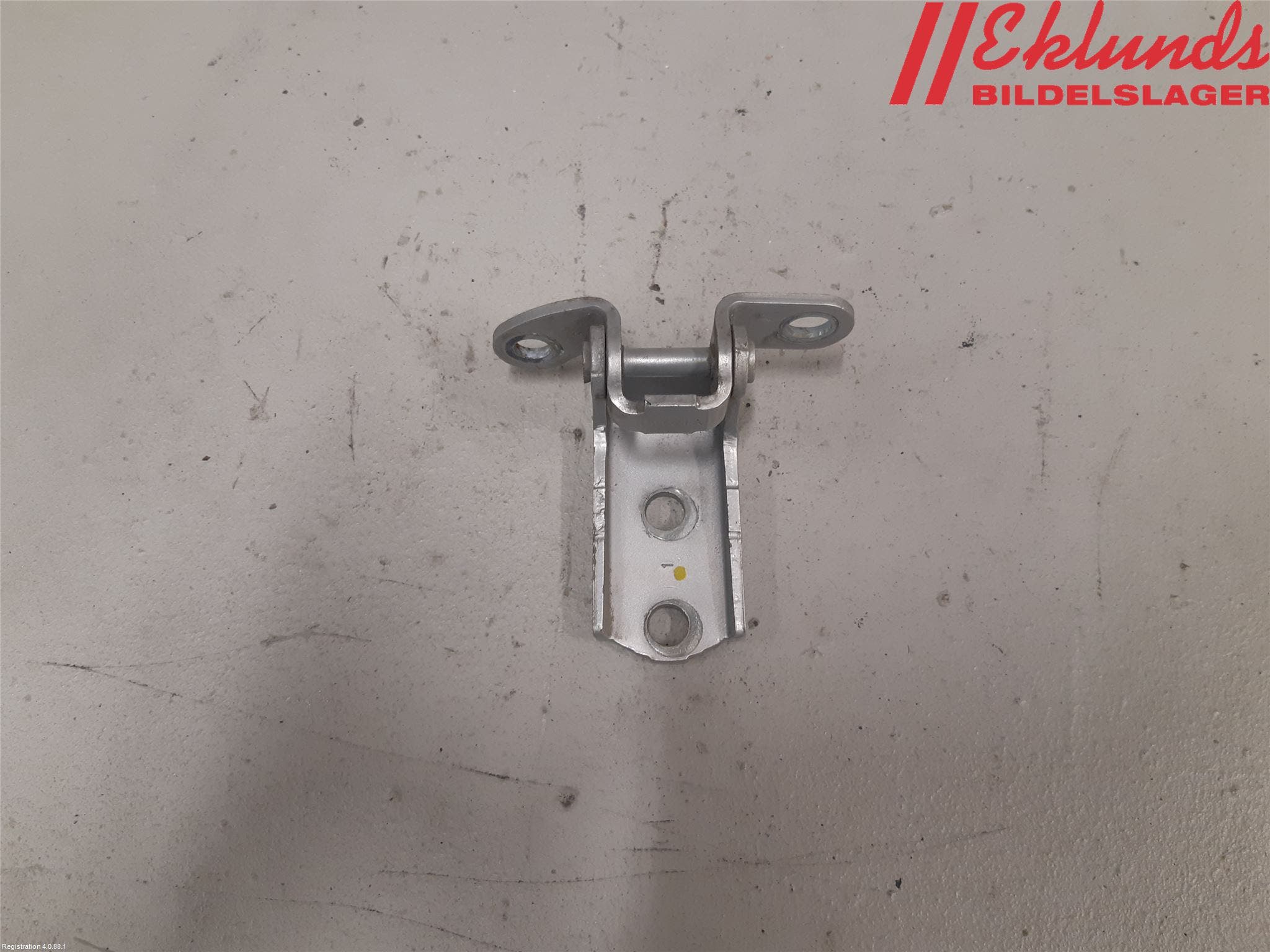 Toyota YARIS XP90 06-11 Dörrgångjärn