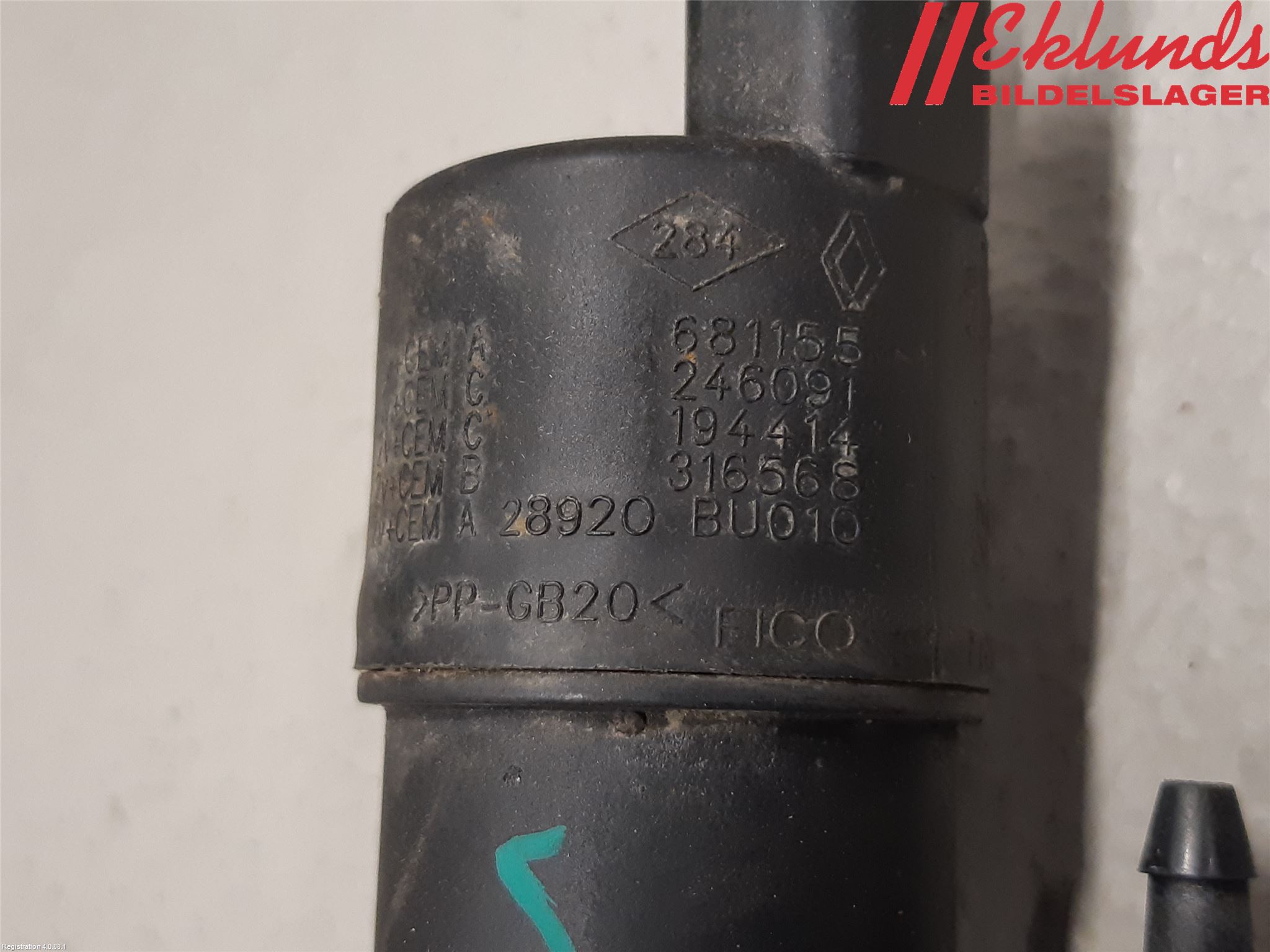 Mercedes-Benz MB CITAN (W415) 13-21 Spolarpump Vindruta
