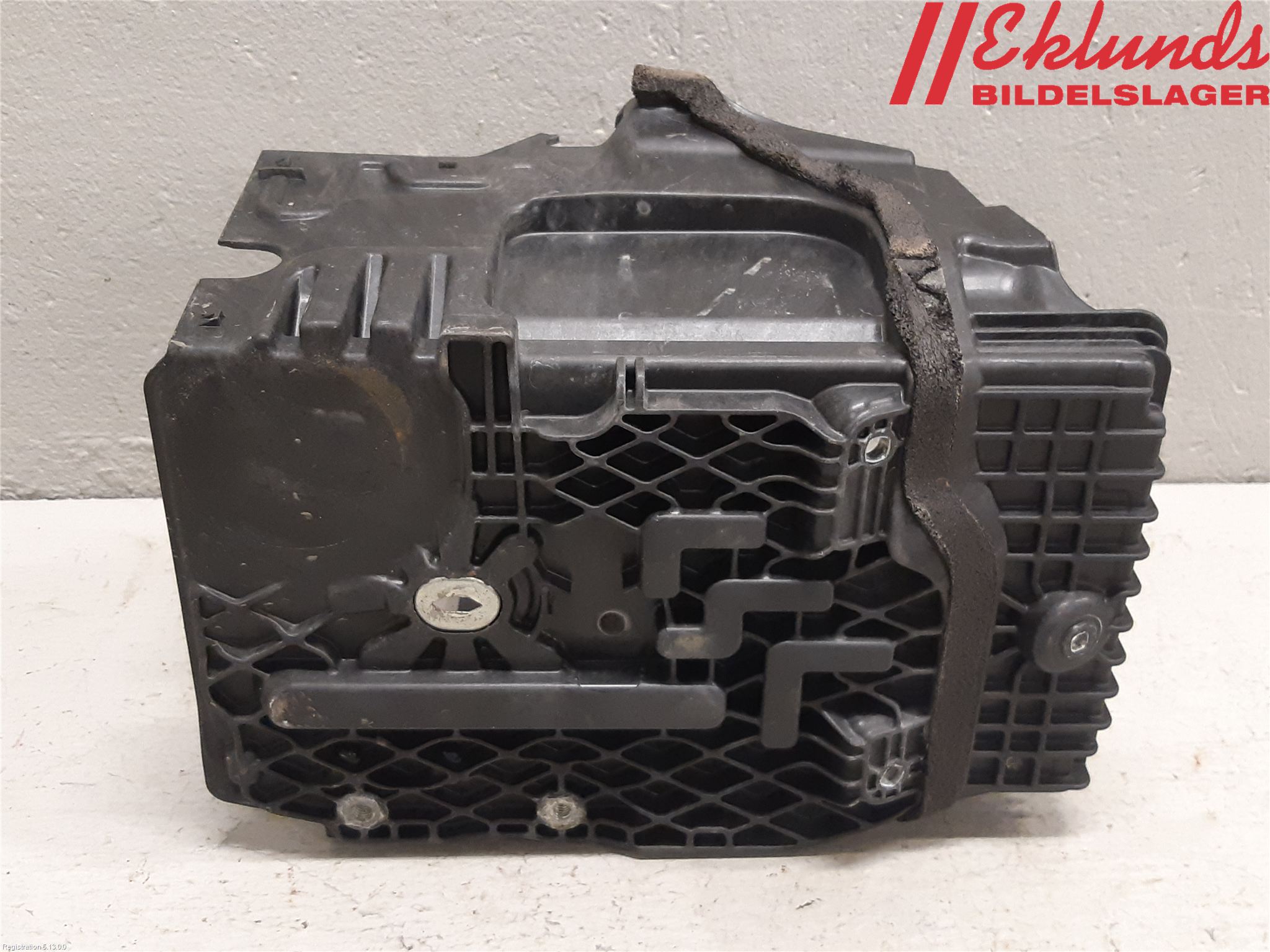 Volvo V70 14-16 Batterilåda-Fäste-Hållare