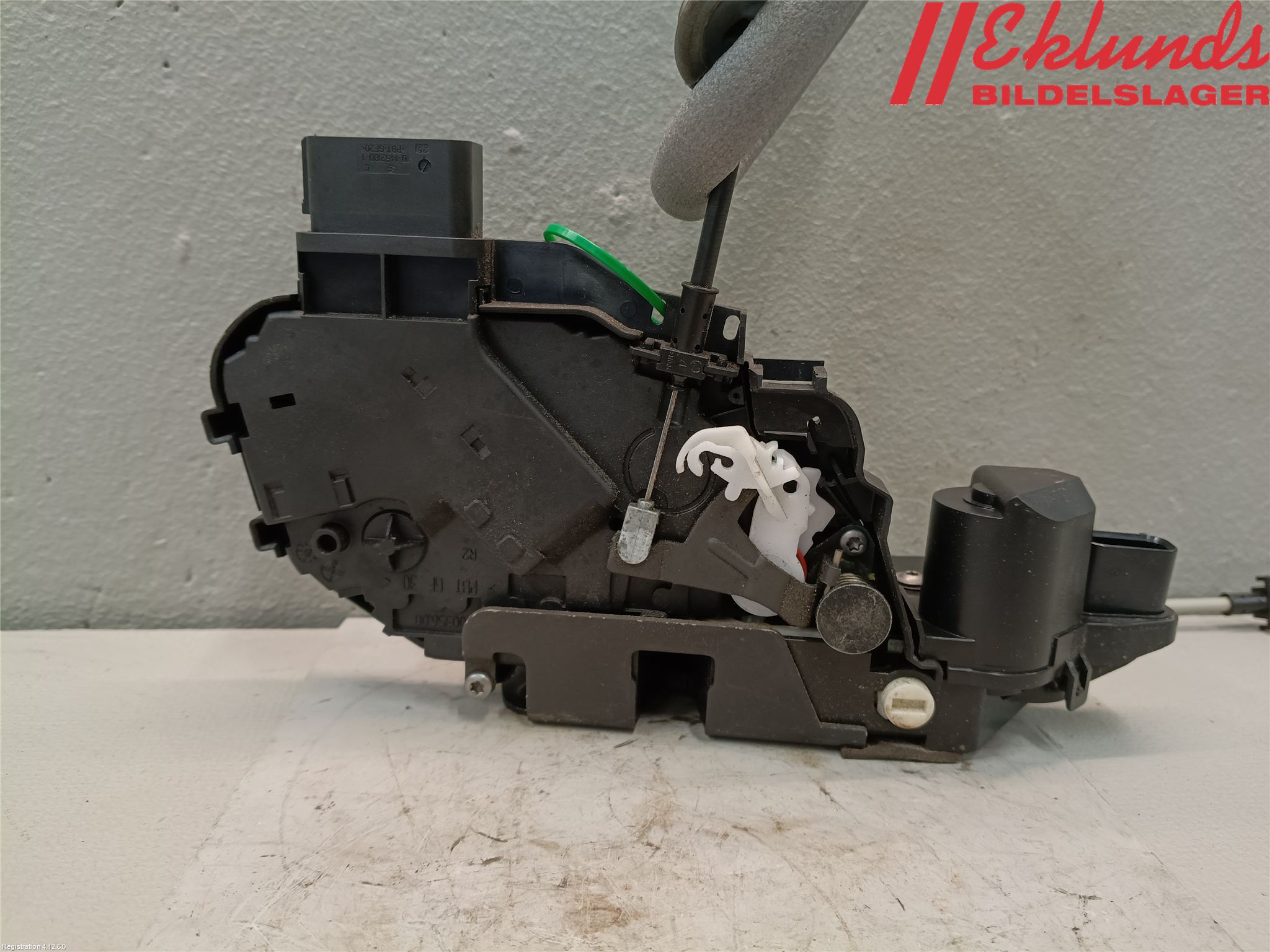 Volvo XC60 14-17 Låskista-Dörrlås