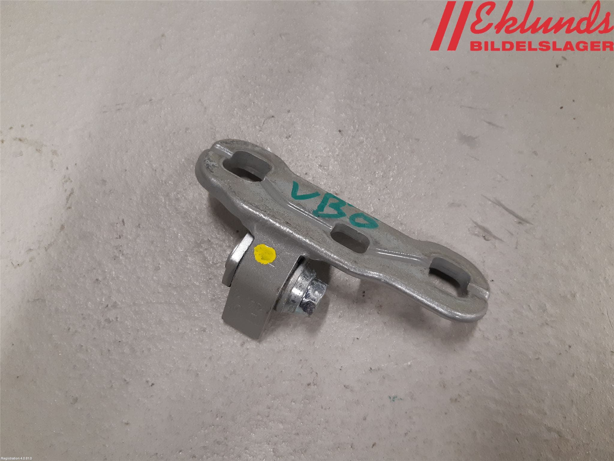 Volvo V90 17->> Dörrgångjärn