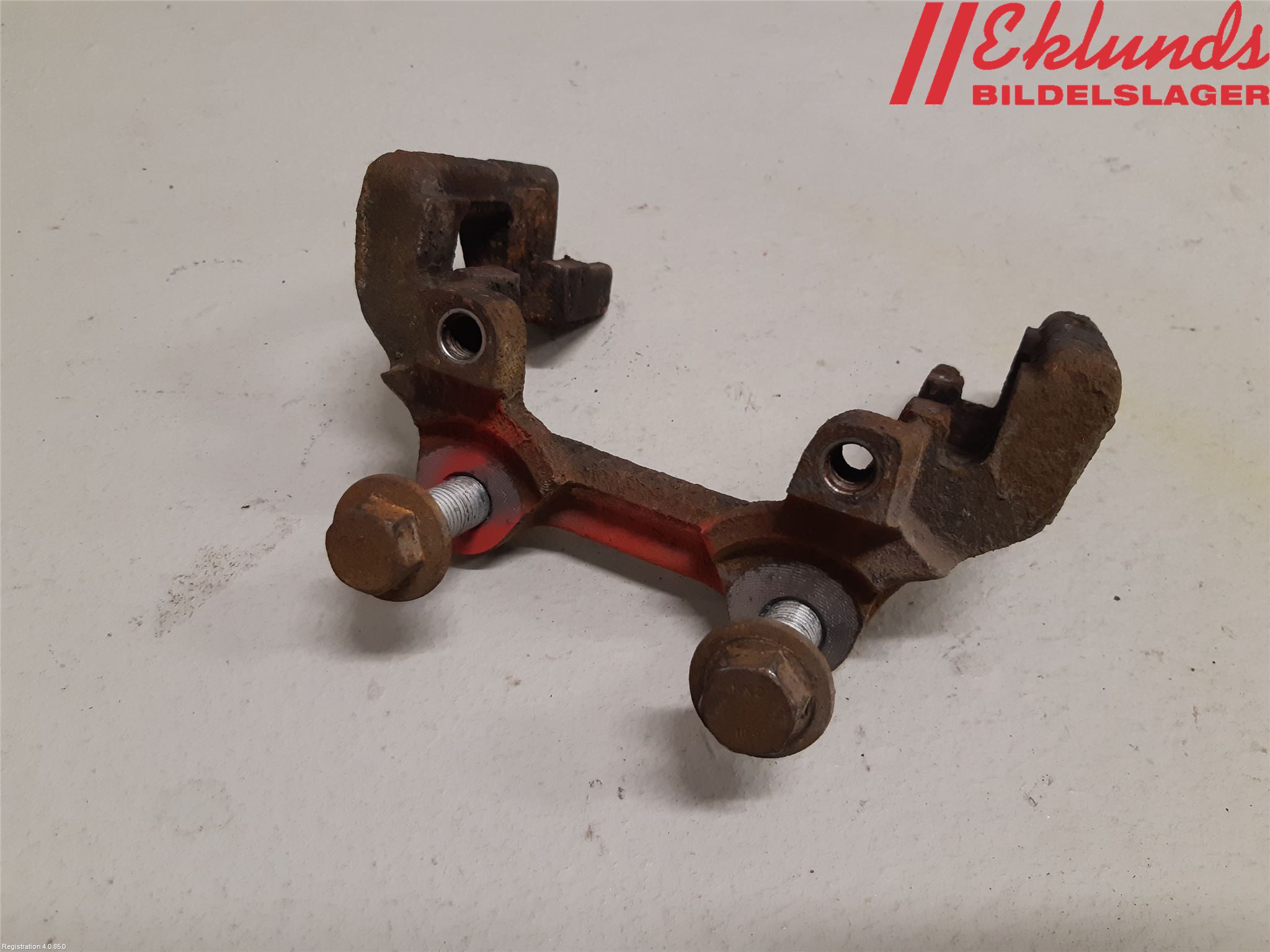 BMW 4 F32/F33/F82/F83 13-20 Bromsokshållare