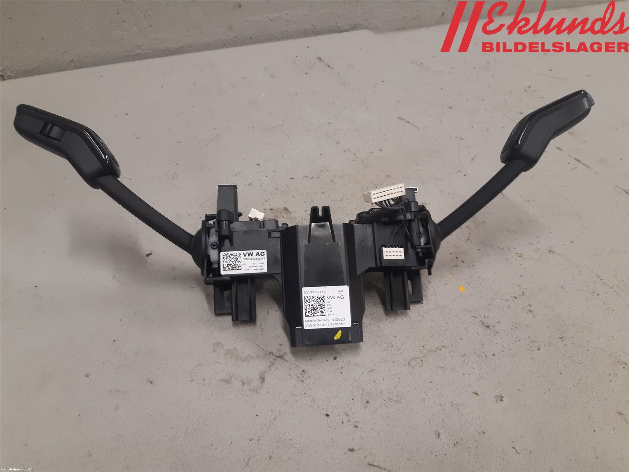 Volkswagen VW PASSAT 15-19 Spakcentral