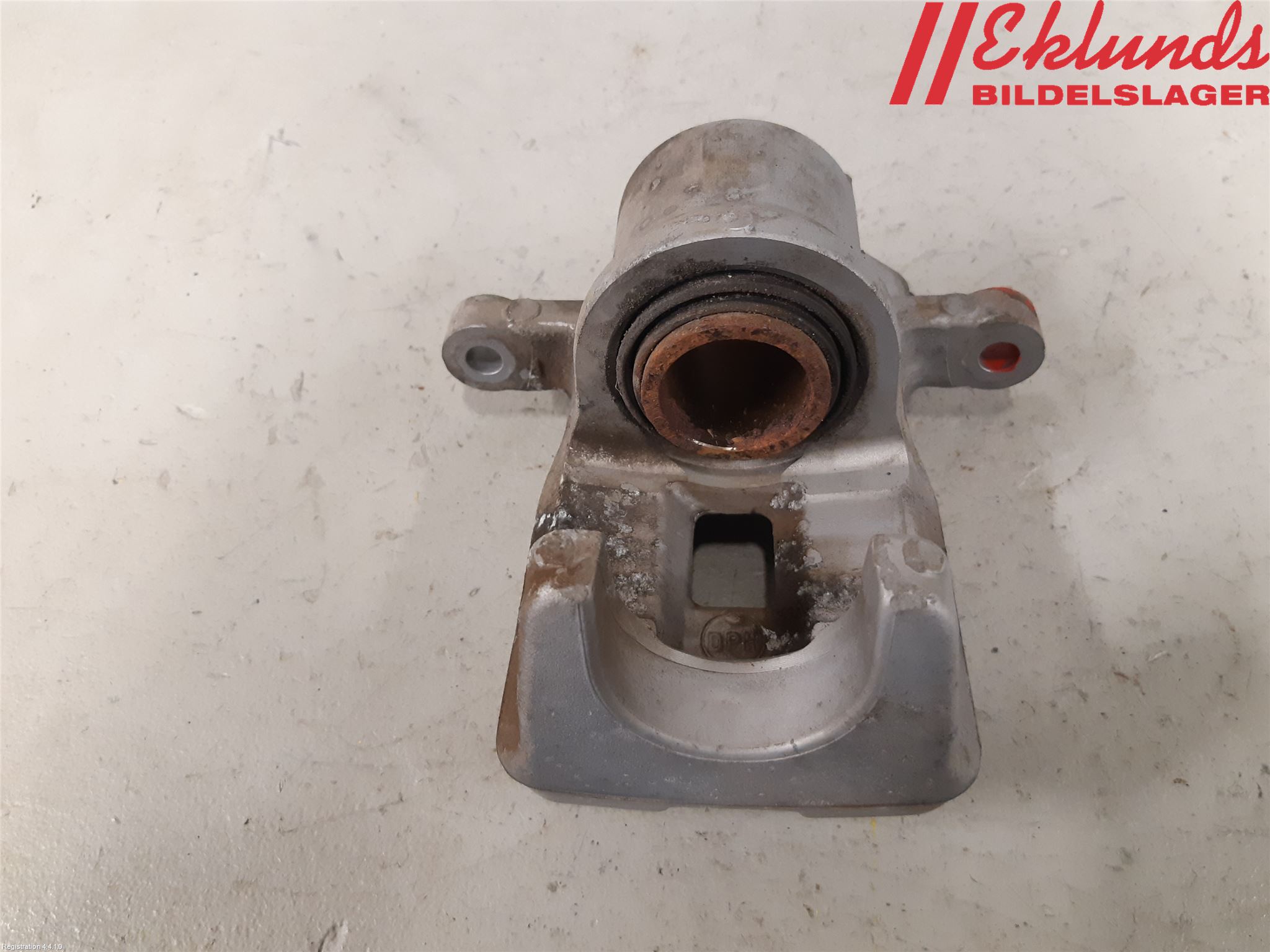 Toyota RAV4 13-18 Bromsok Bak Vänster
