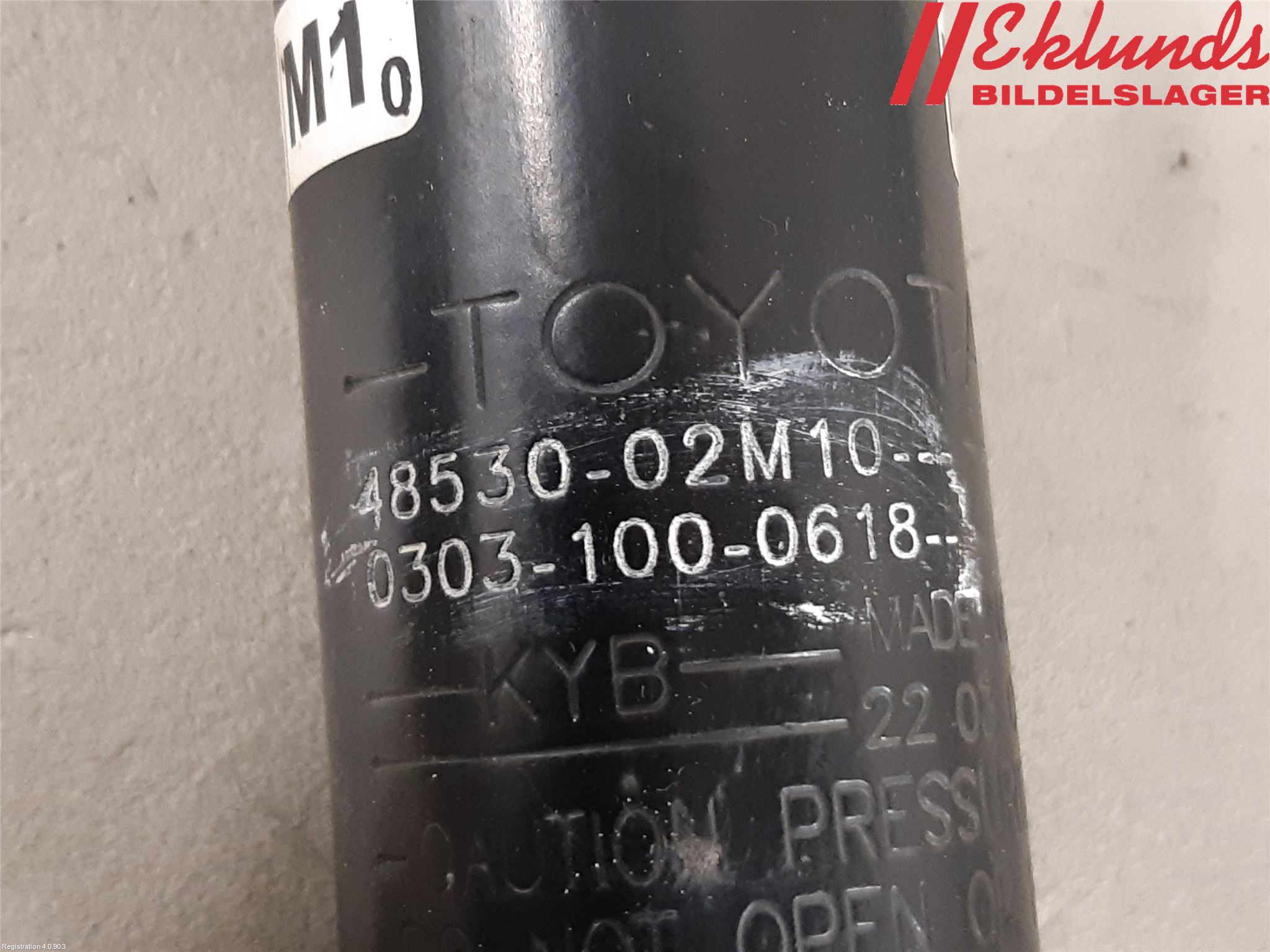 Toyota COROLLA 19- Stötdämpare Bak