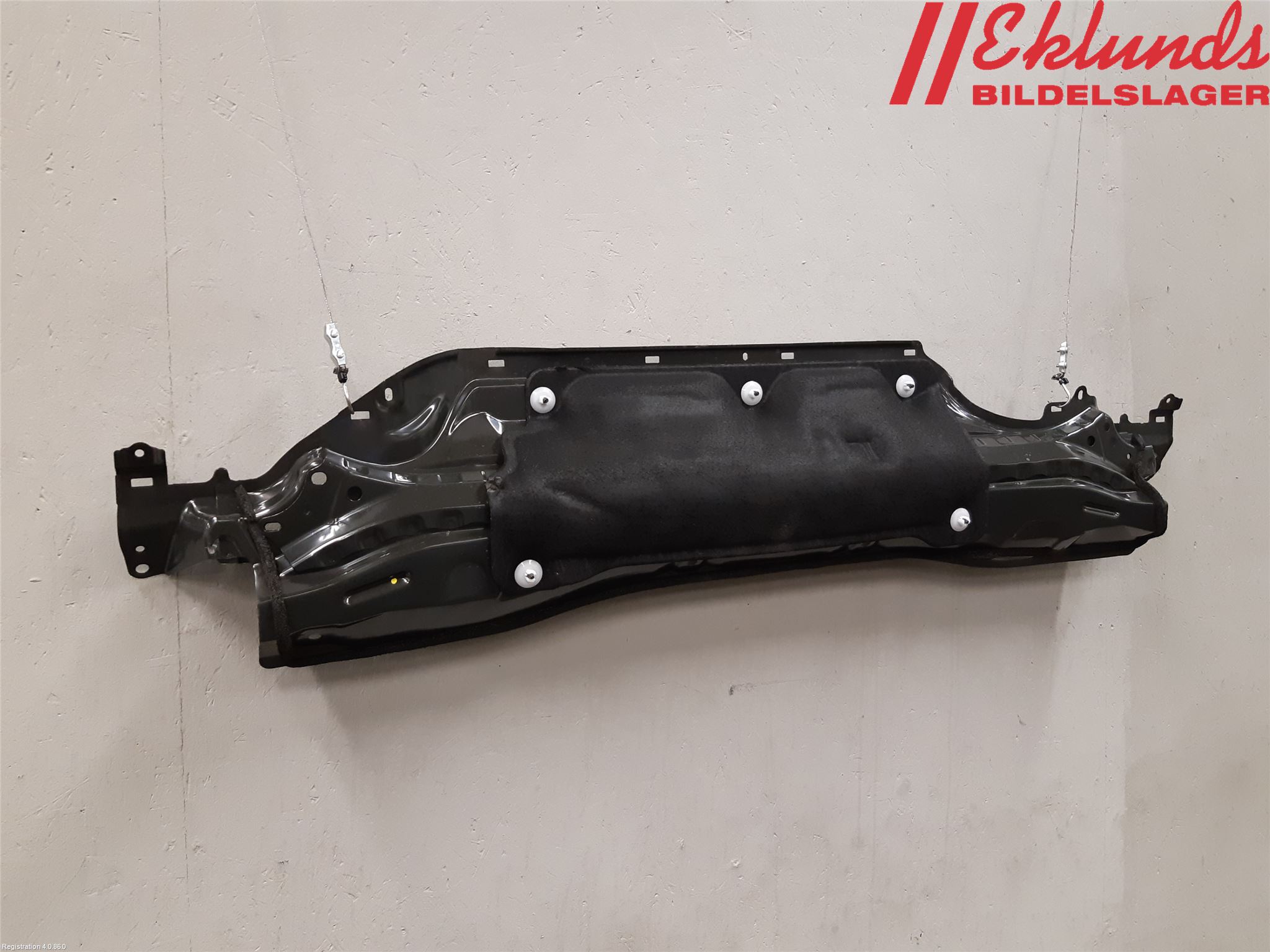 Toyota YARIS CROSS XP21 21- Torpedplåt-Torpedplast