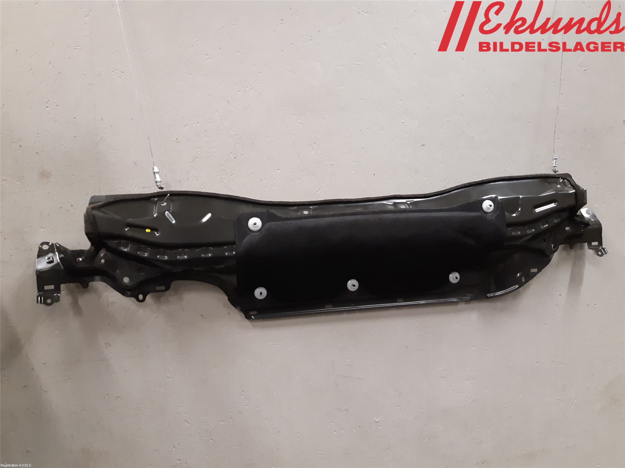 Toyota YARIS CROSS XP21 21- Torpedplåt-Torpedplast