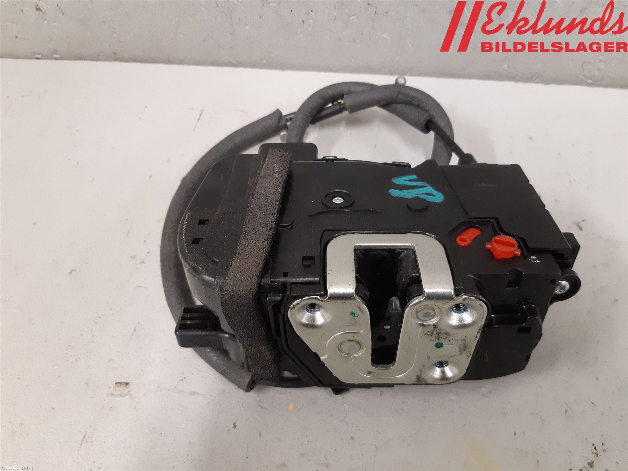 Kia SPORTAGE (SL) 11-15 Låskista-Dörrlås