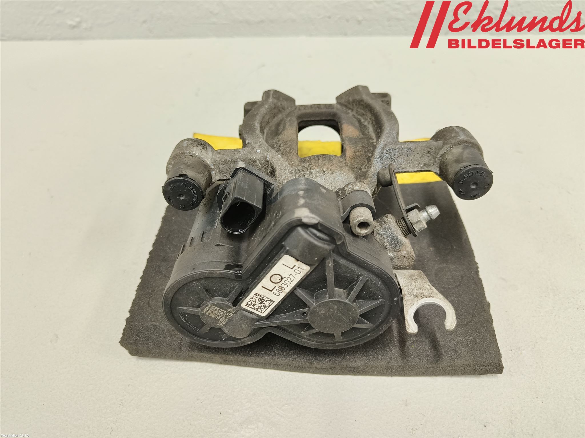 BMW X1 F48 15-22 Bromsok Bak Vänster