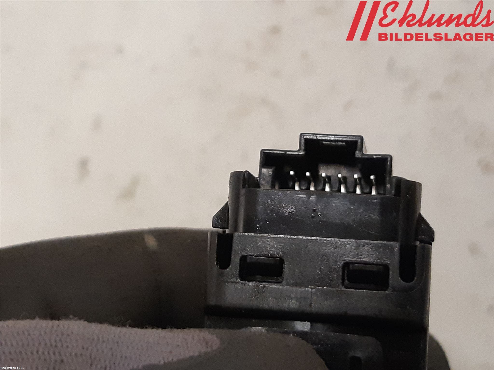 Mercedes-Benz MB E-KLASS (W213) 16-23 Strömställare Dragkrok