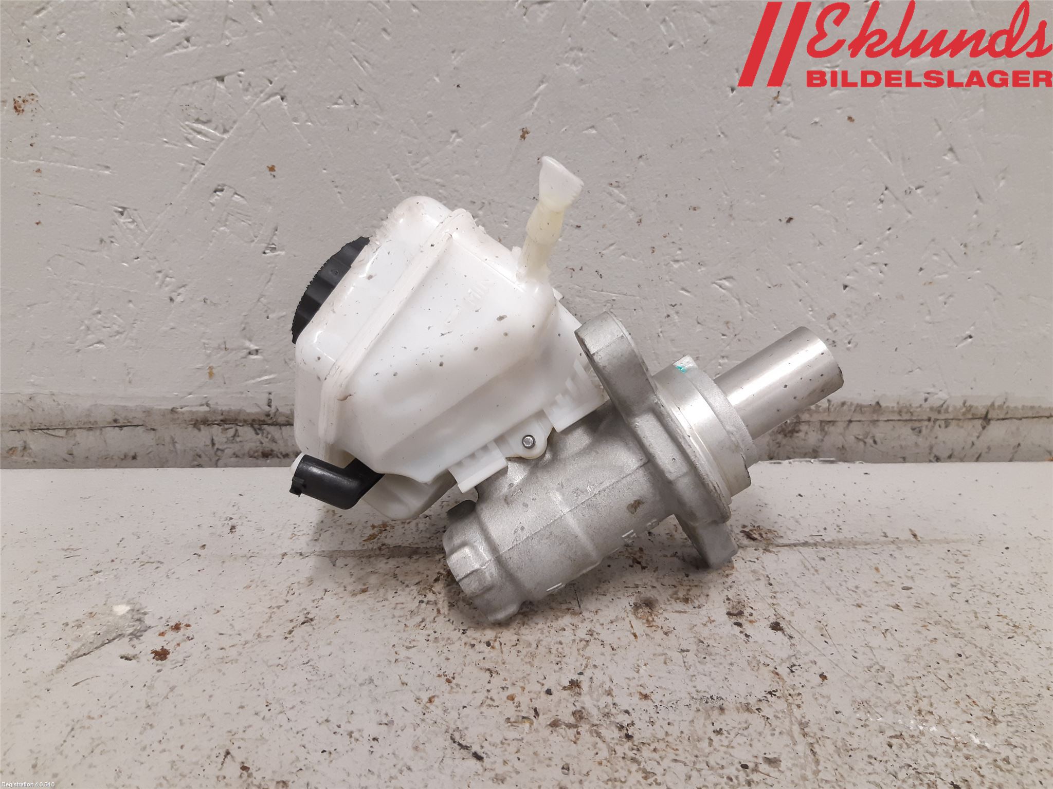 BMW 4 F32/F33/F82/F83 13-20 Broms Huvudcylinder