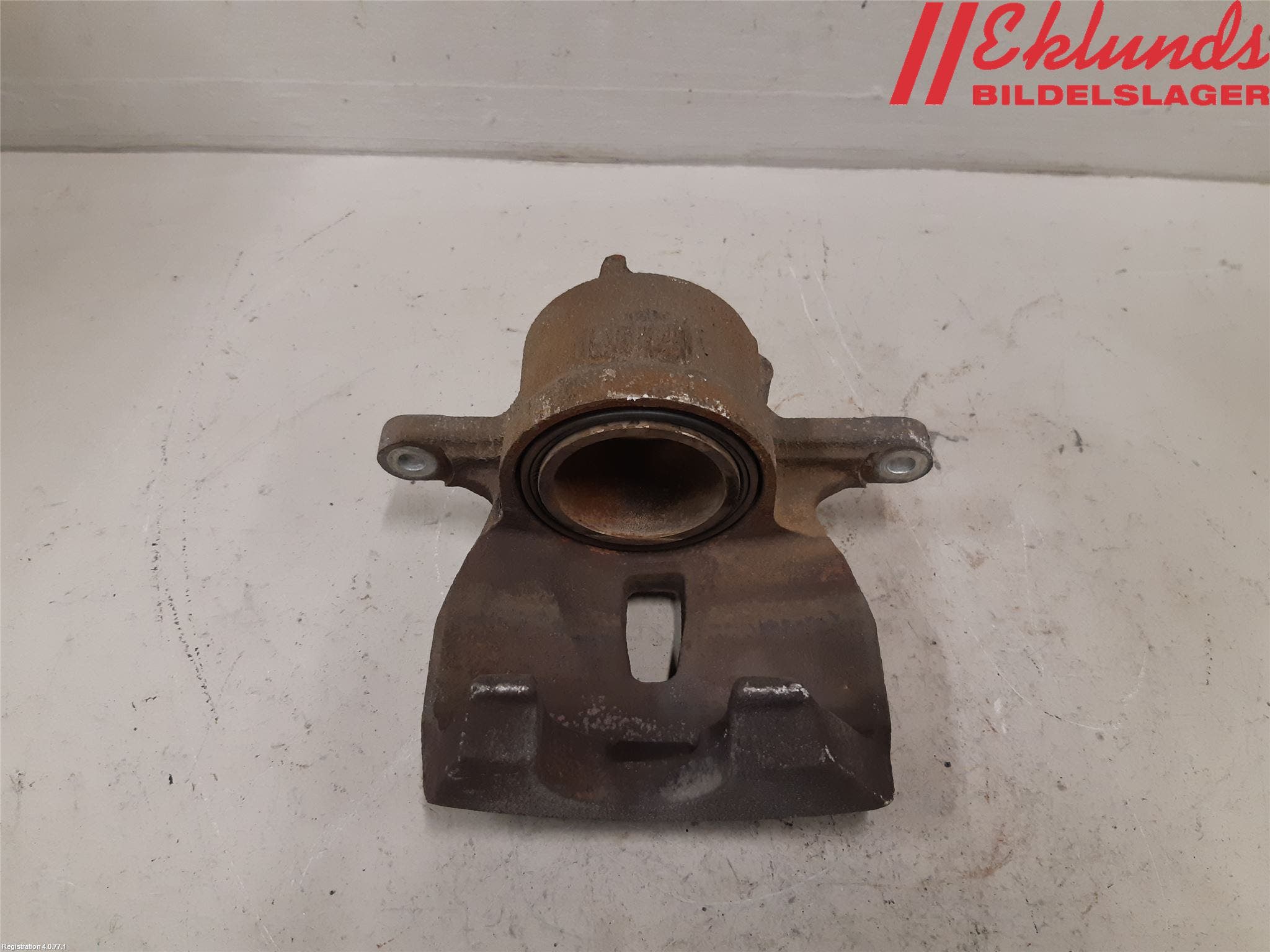 Toyota AURIS 13-19 Bromsok Fram Höger