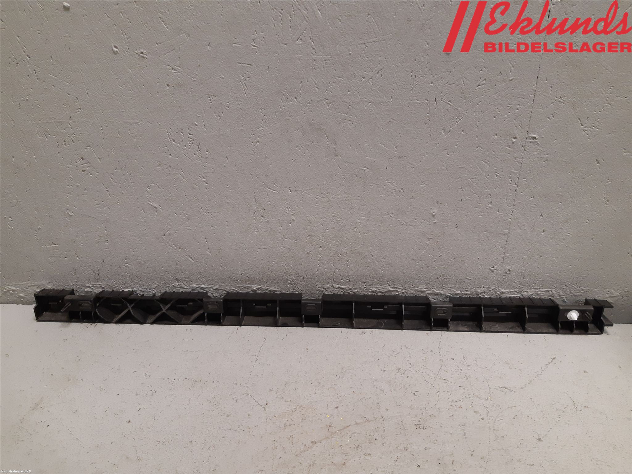 Volvo XC90/RECHARGE 16- Sidokjol Vä