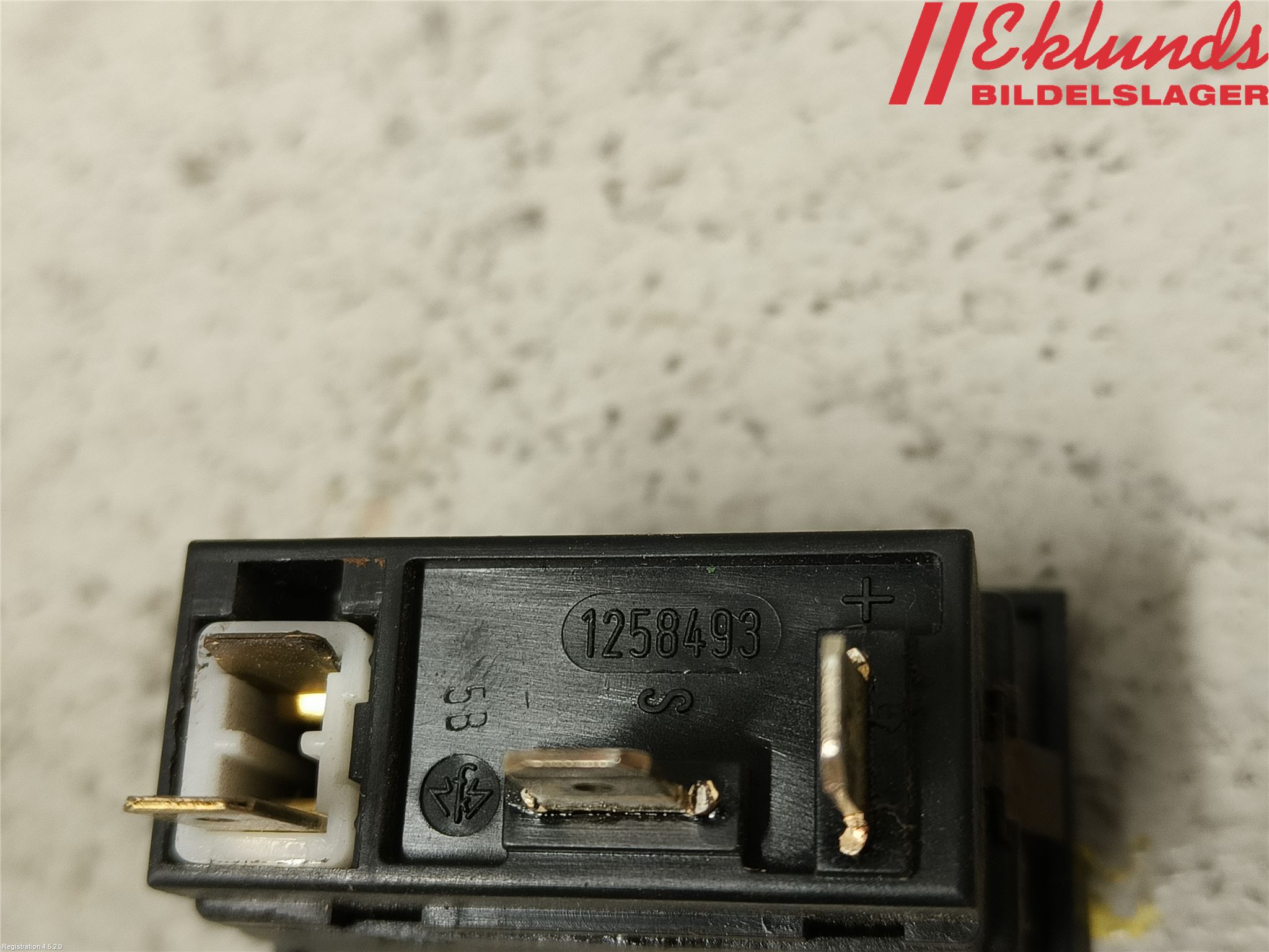 Volvo 240 81-87 Strömställare Elruta