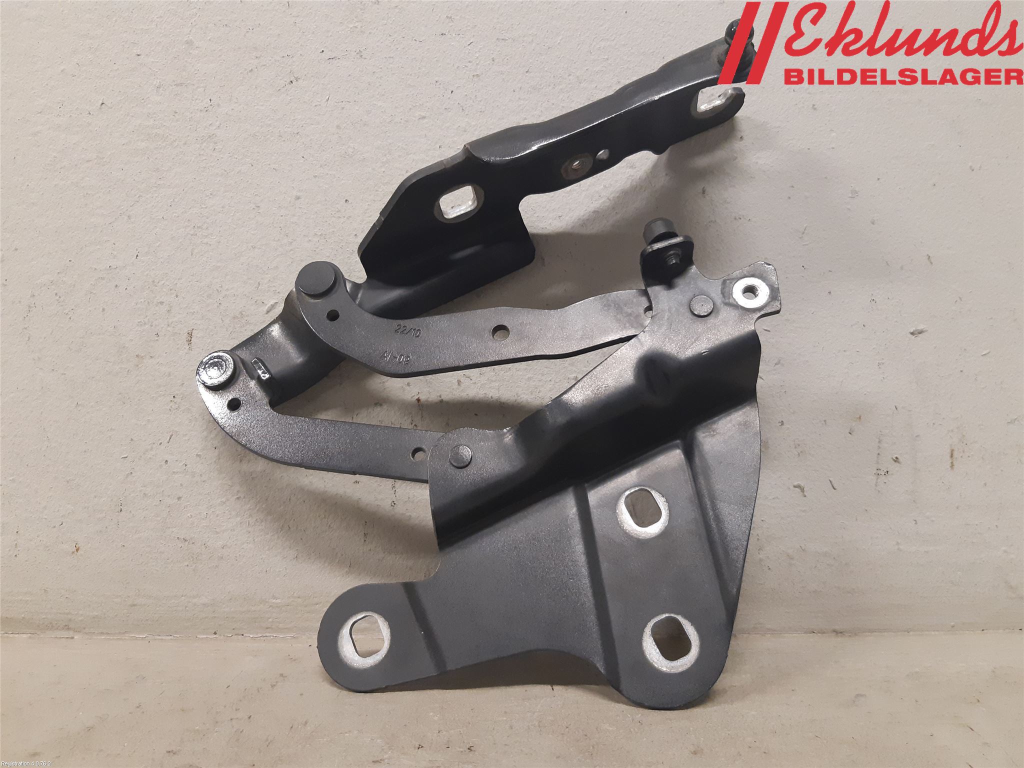 BMW X1 E84 10-15 Huvgångjärn