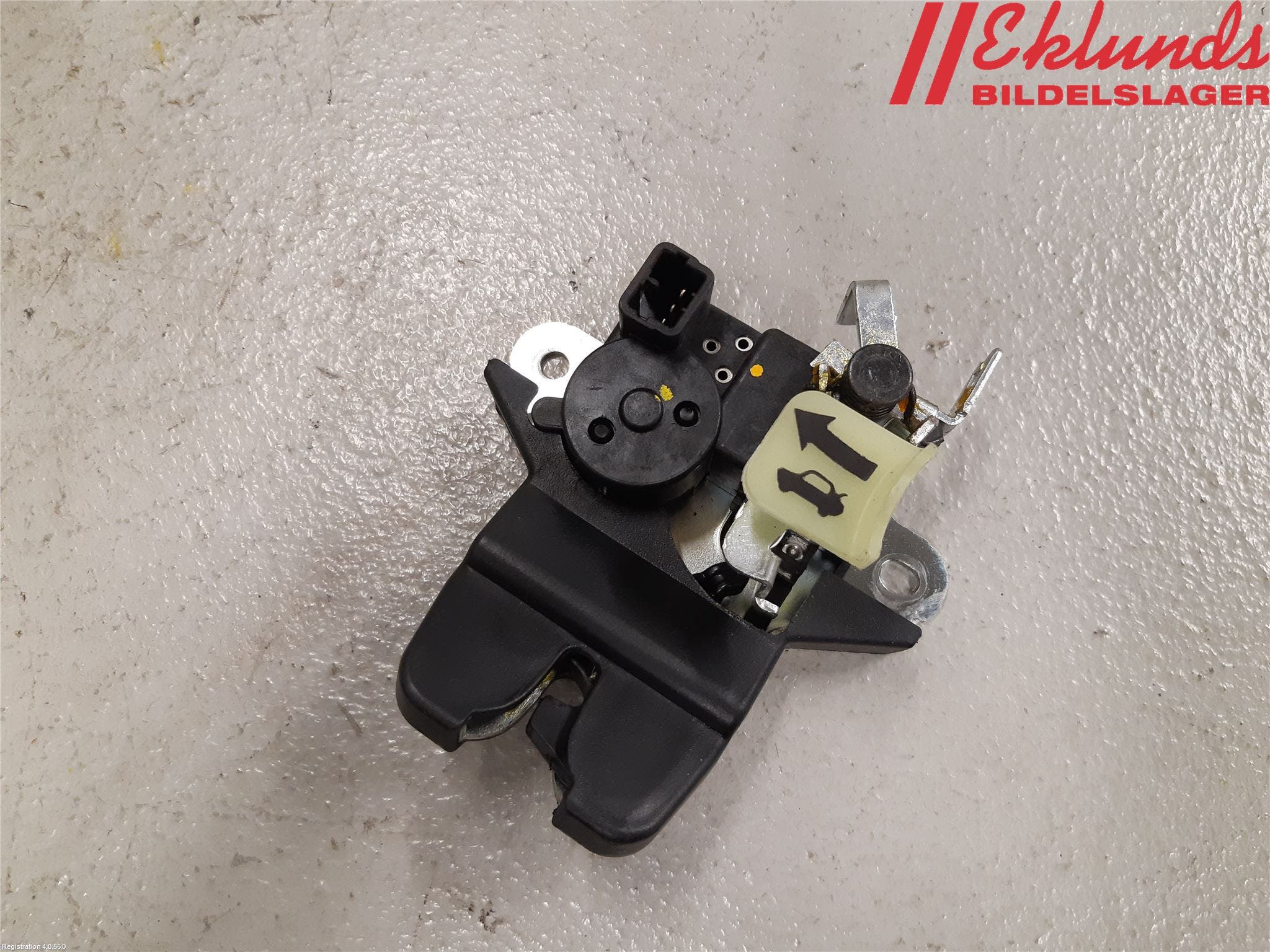 Hyundai i40 08-15 Låskista Baklucka